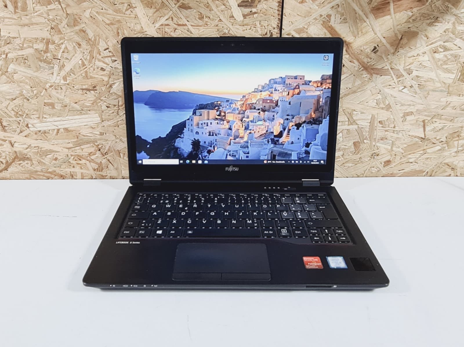 Portátil Fujitsu U727 — imagem 1