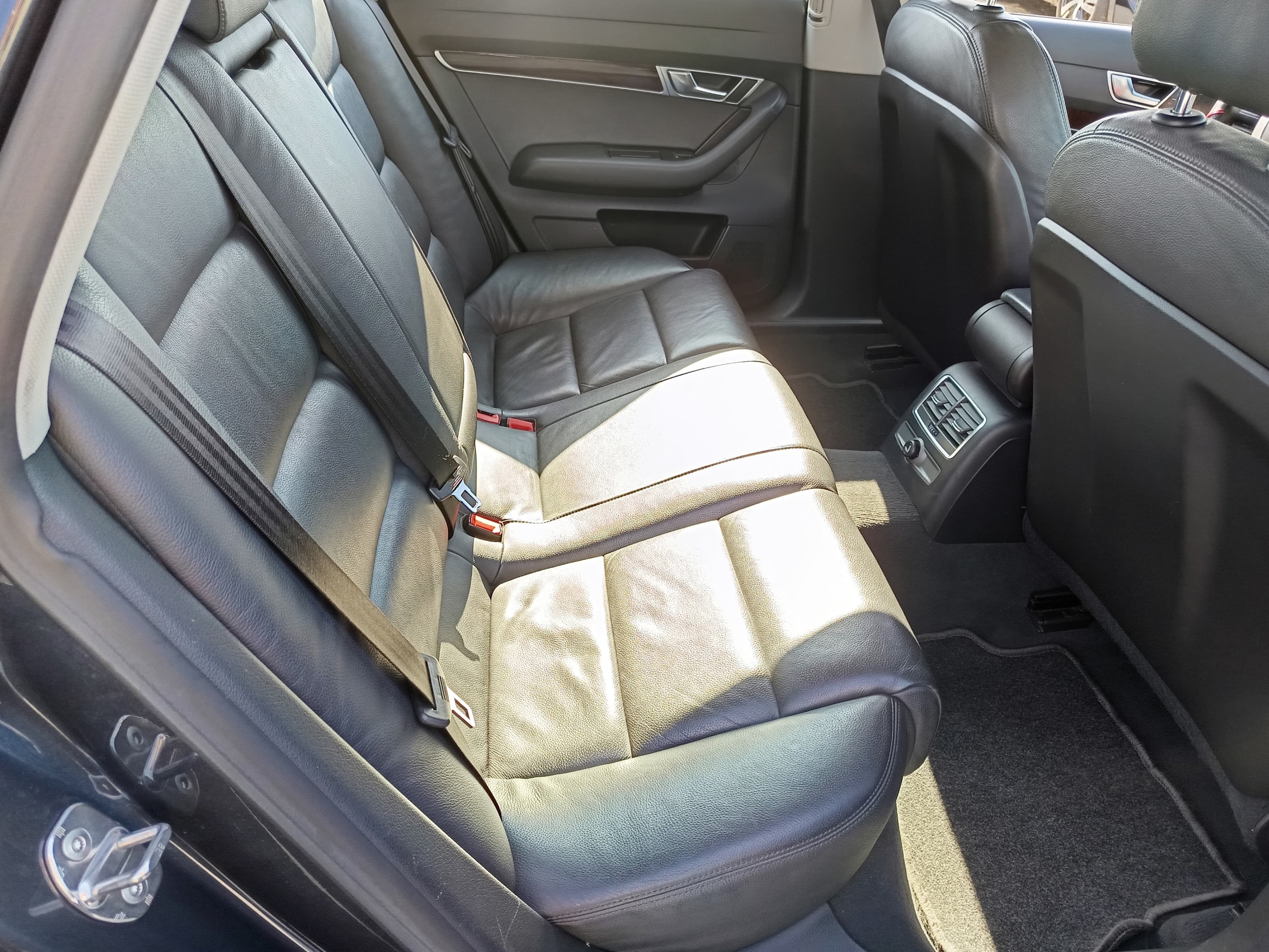 Audi A6 · Ano 2006 — imagen 23