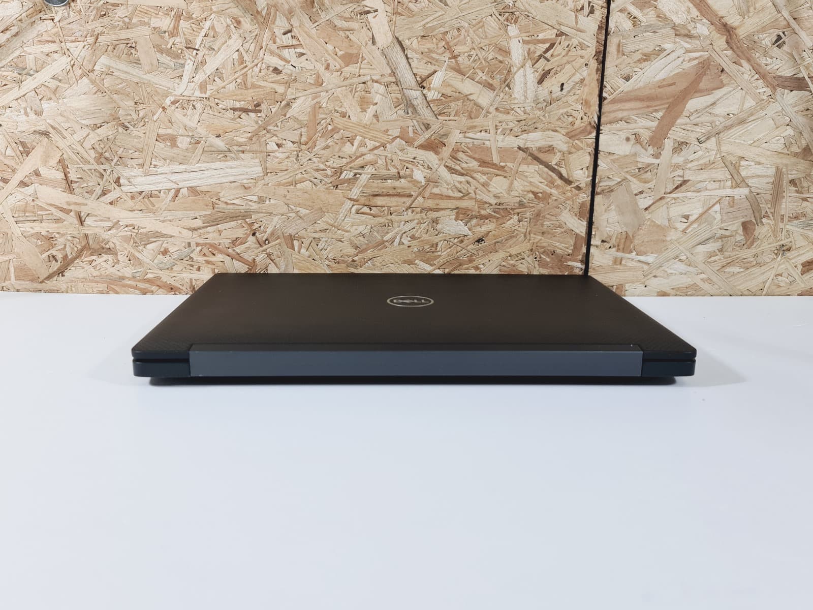 Portátil Dell Latitude 7390 — imagen 2