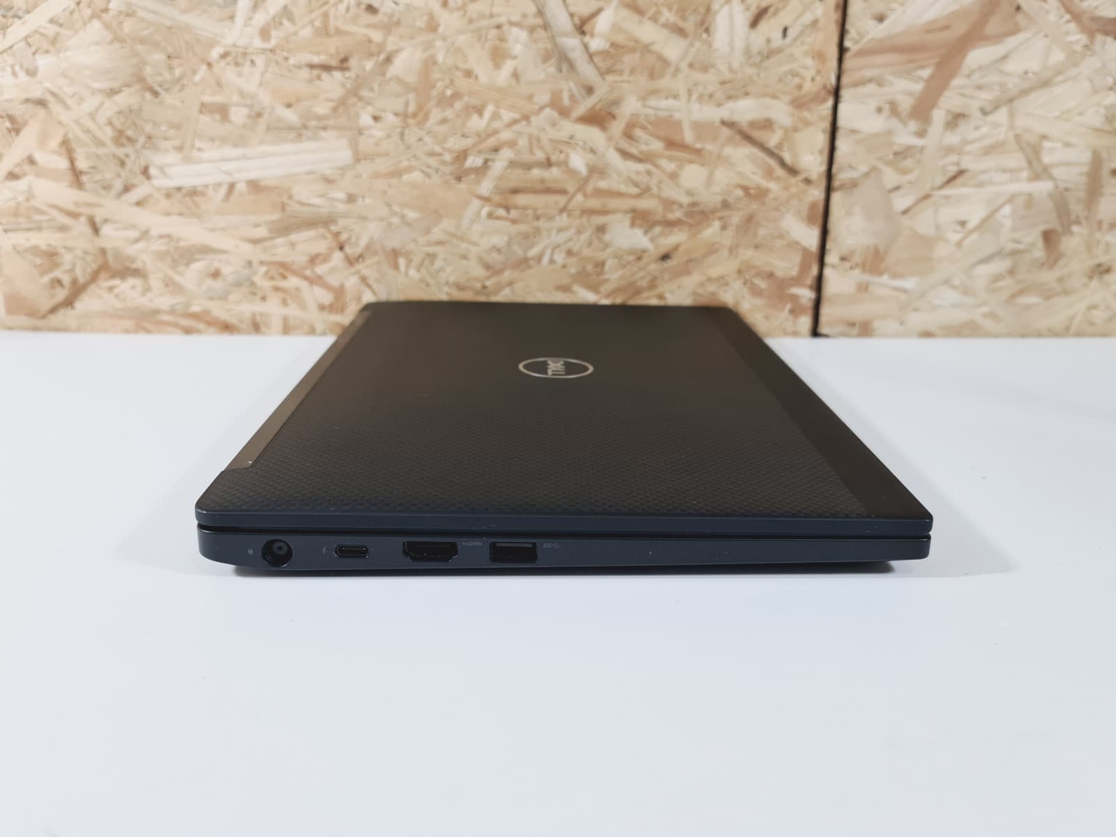 Portátil Dell Latitude 7390 — imagen 3