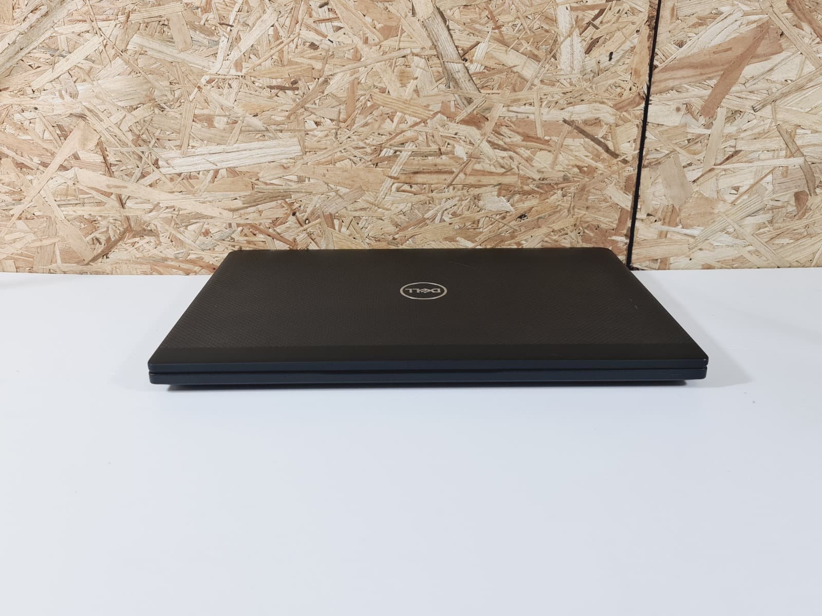 Portátil Dell Latitude 7390 — imagen 4