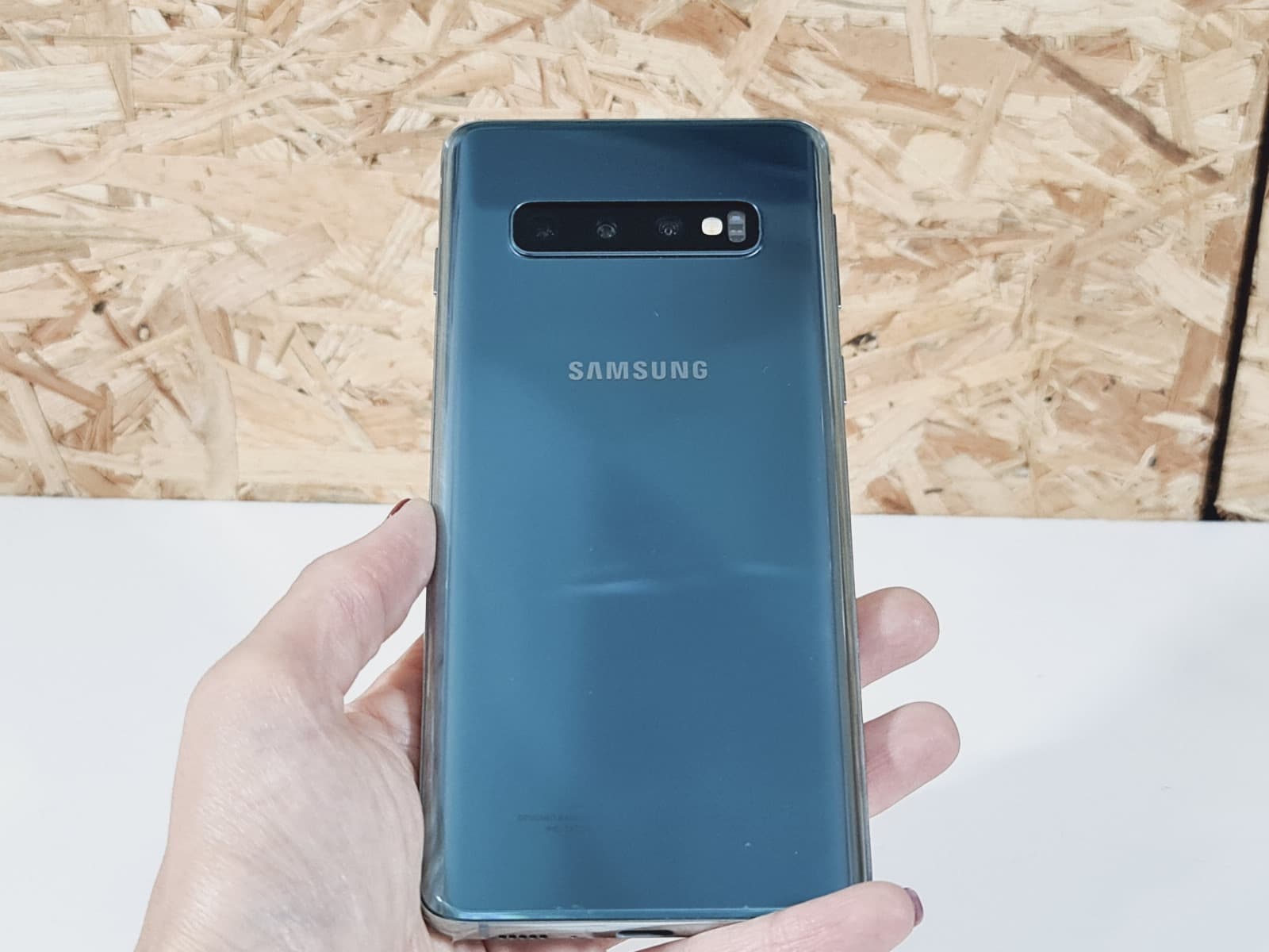 Telemóvel Samsung S10 — imagen 3