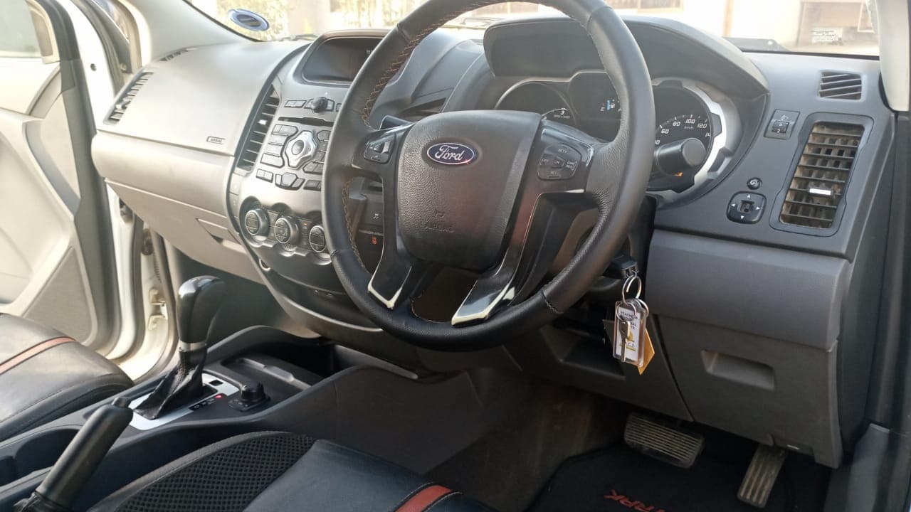 Ford Ranger · Ano 2013 — imagem 9