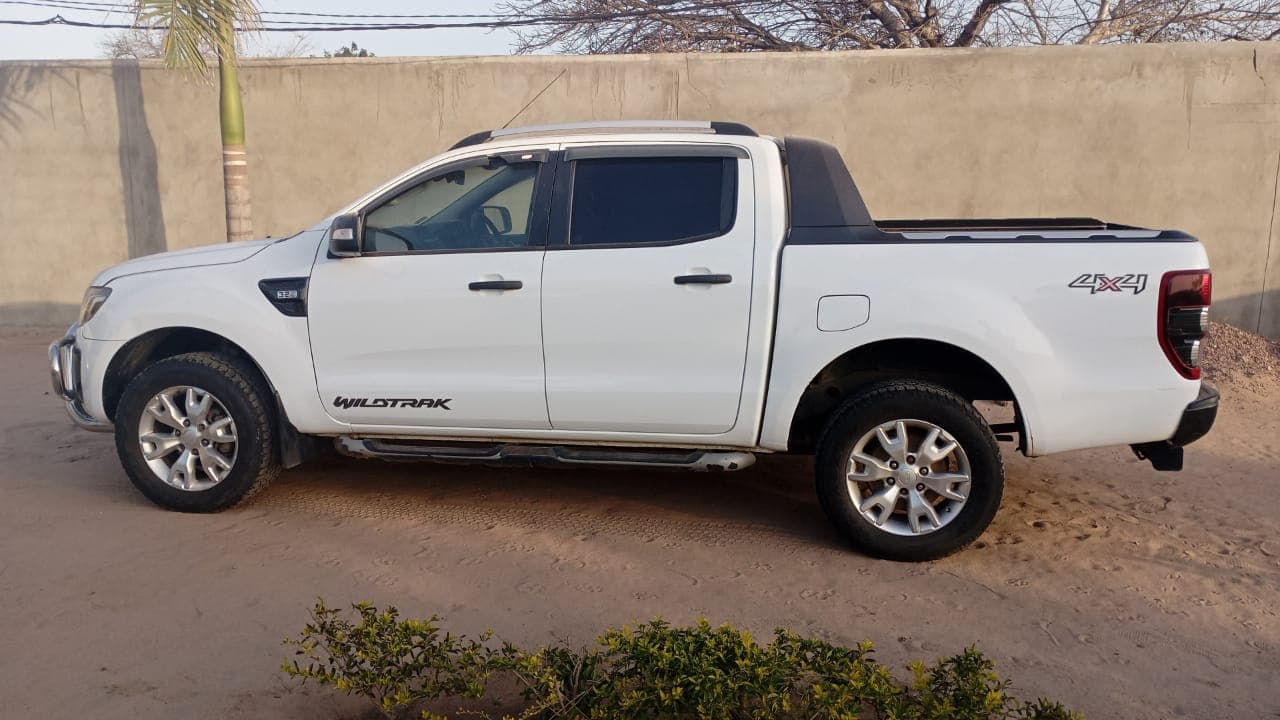 Ford Ranger · Ano 2013 — imagem 5