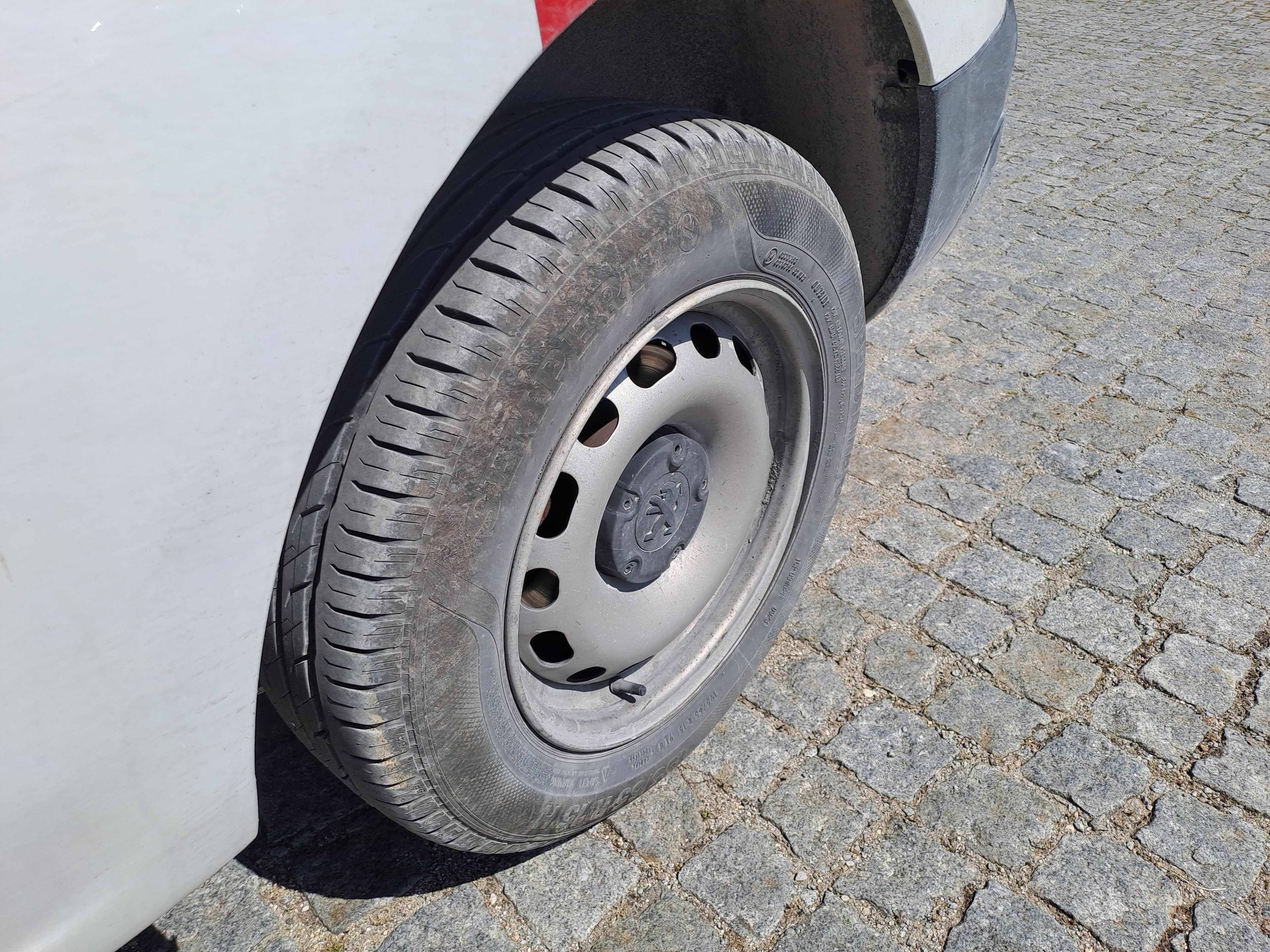 Peugeot Partner 1.6 HDI — image 15