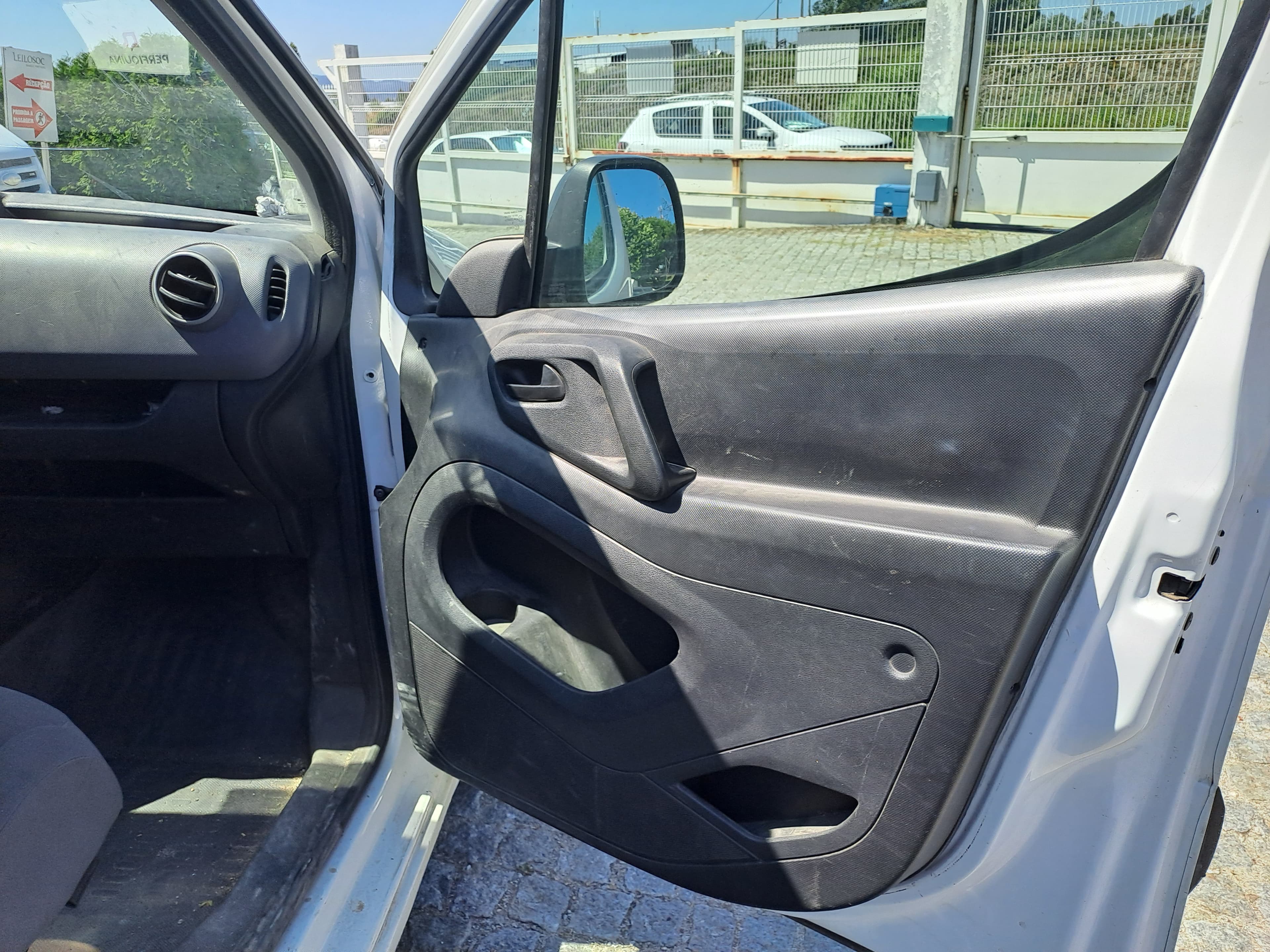 Peugeot Partner 1.6 HDI — image 16