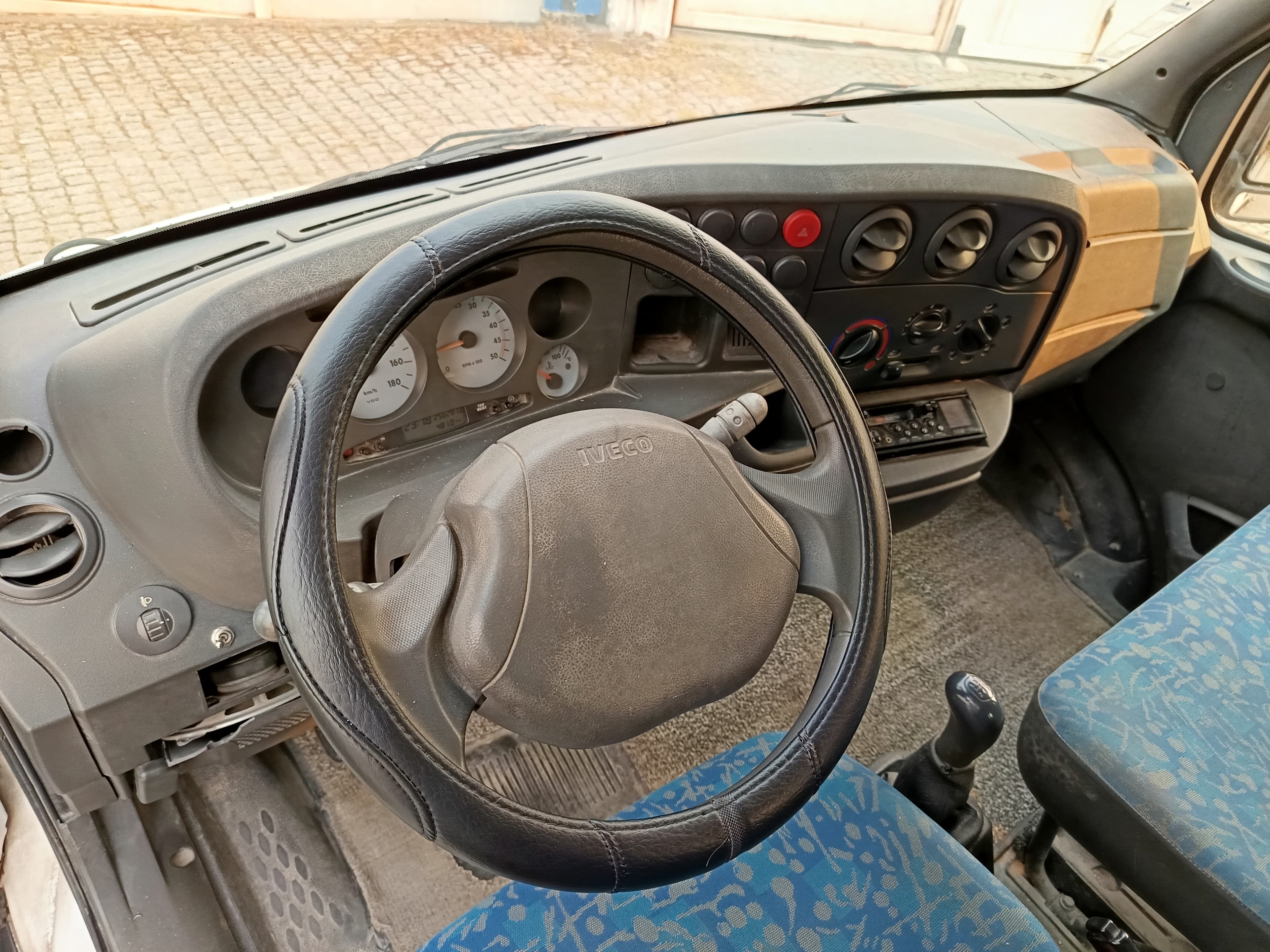 Iveco Daily 35C11 · Ano 2000 — imagen 28