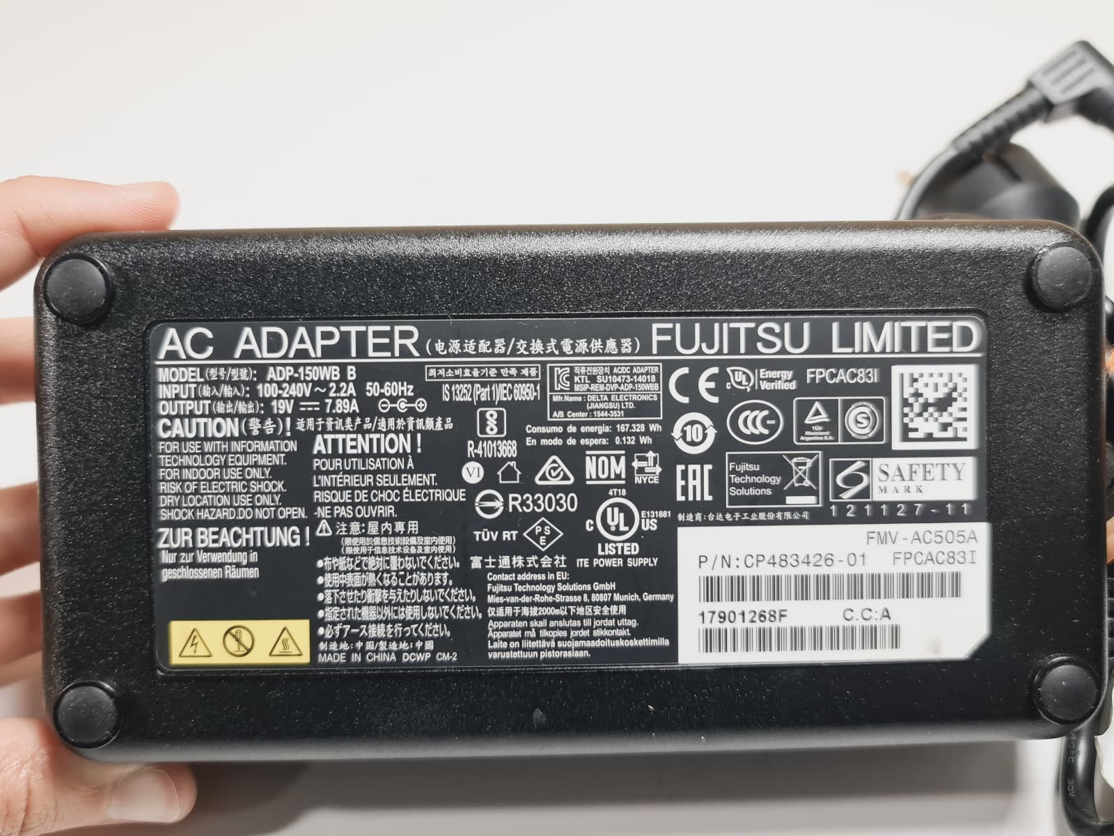 Portátil Fujitsu Celsius H770 — imagem 9
