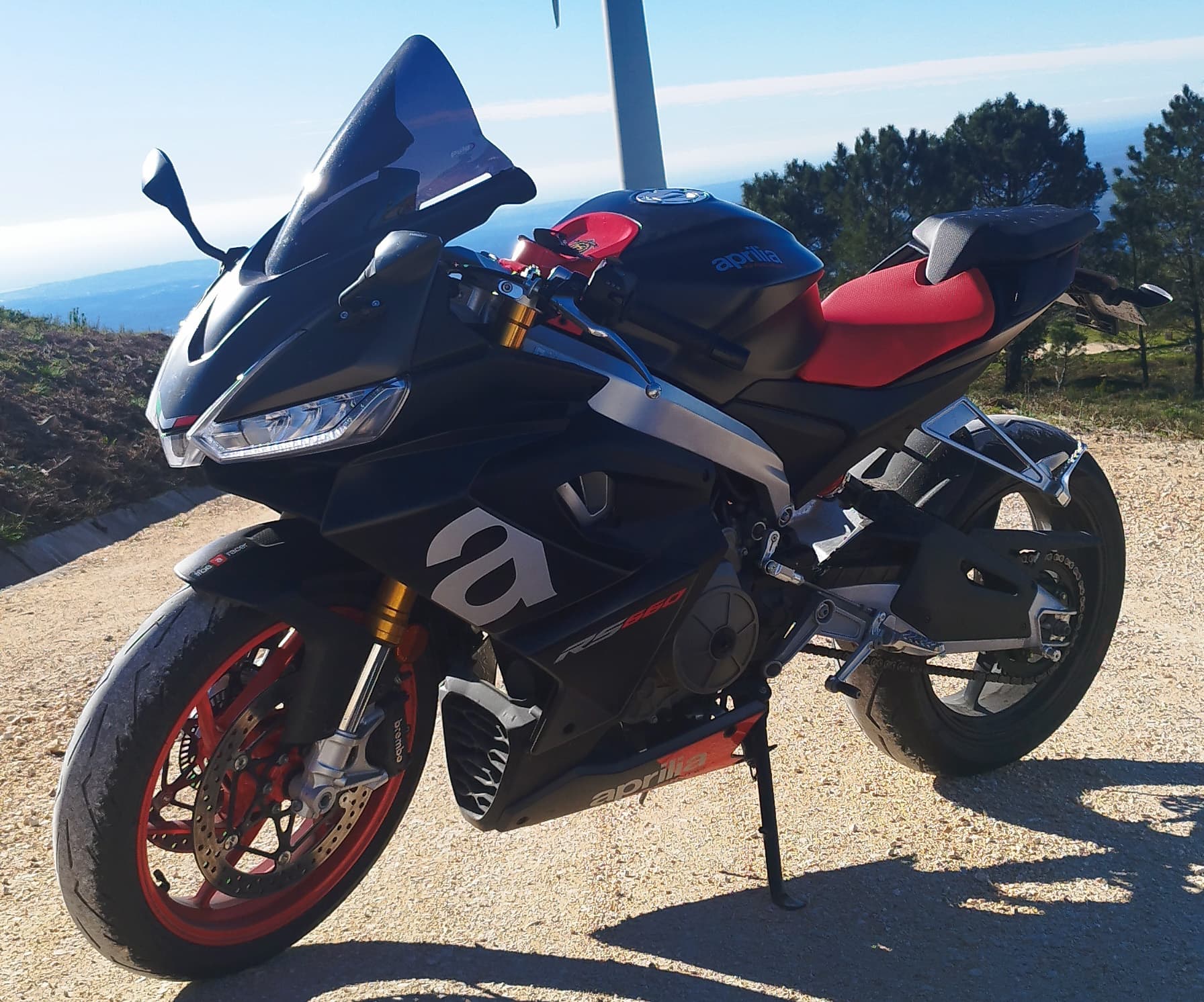 Aprilia RS 660 · Ano 2022 — imagen 2