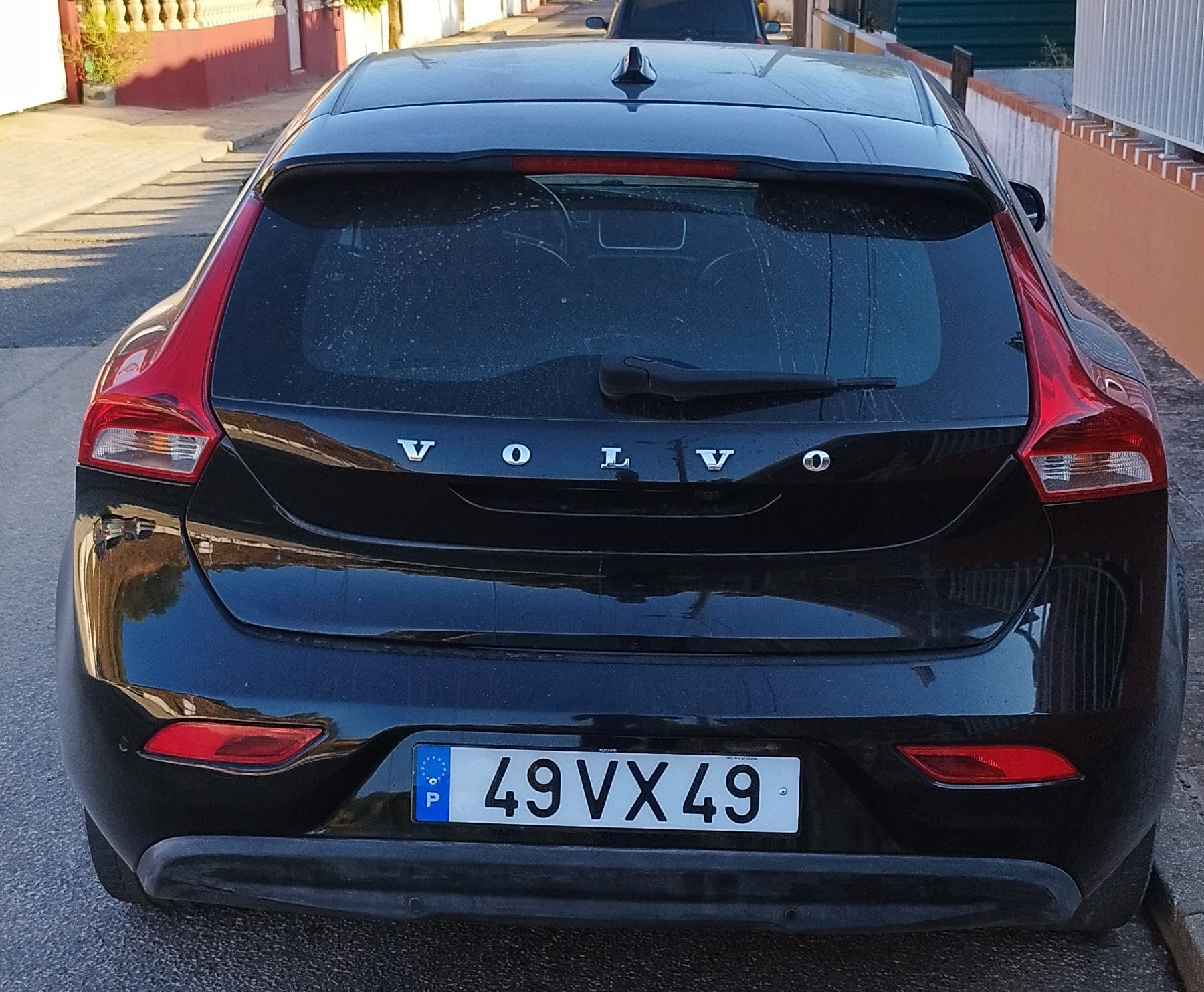 Volvo V40 · Ano 2016 — imagen 2