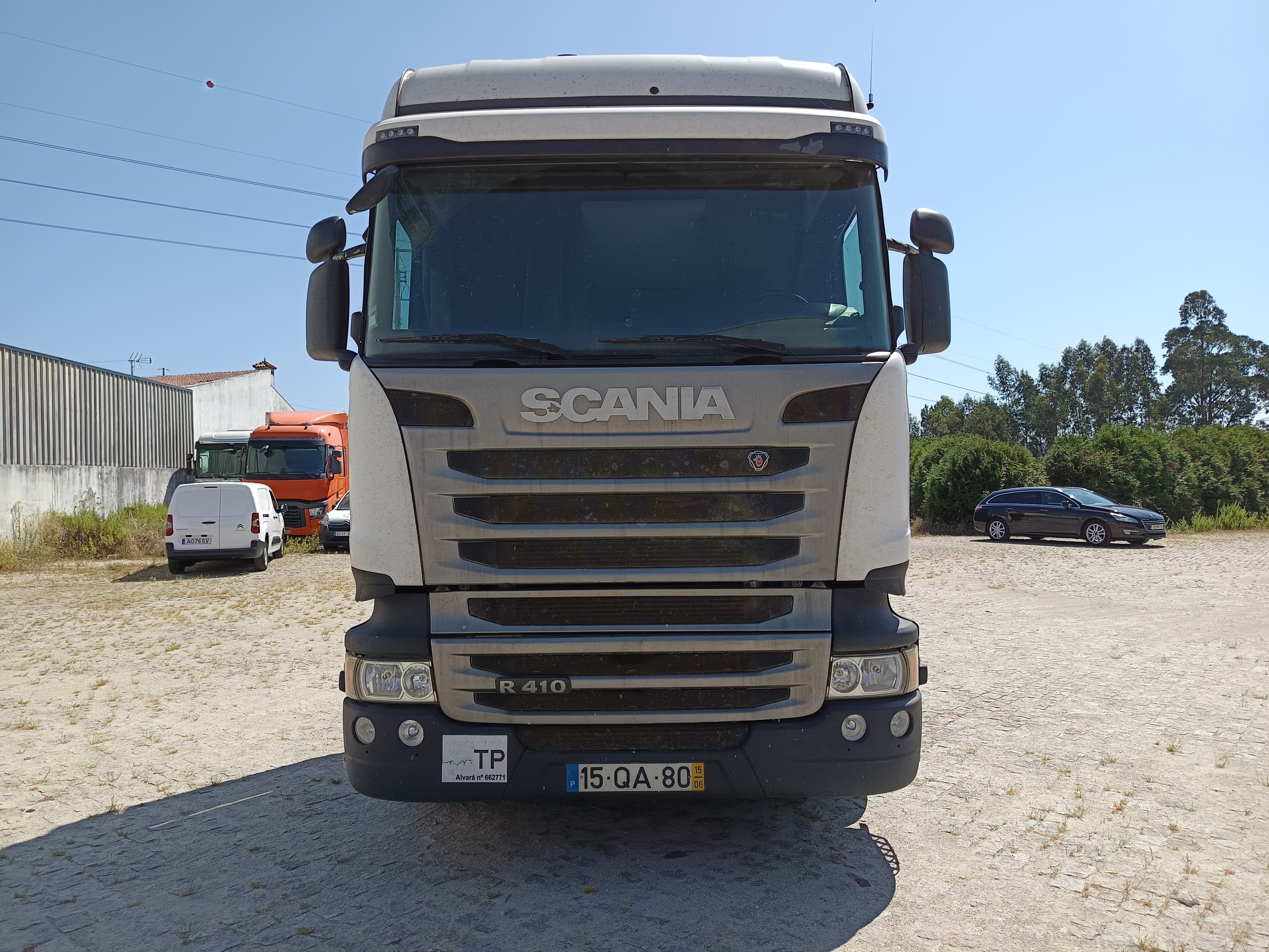 Scania R410 · Ano 2015 — image 2