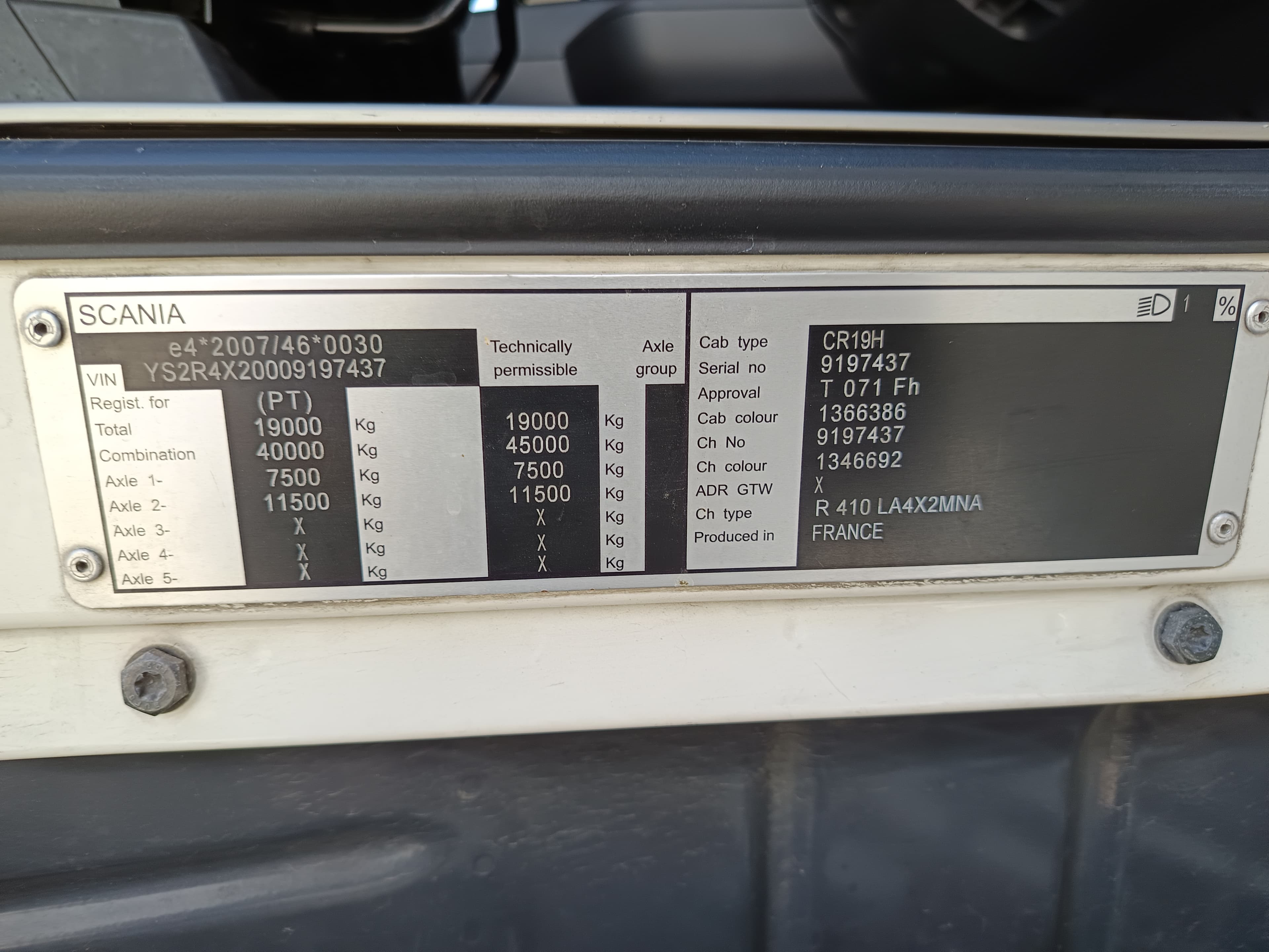 Scania R410 · Ano 2015 — image 13