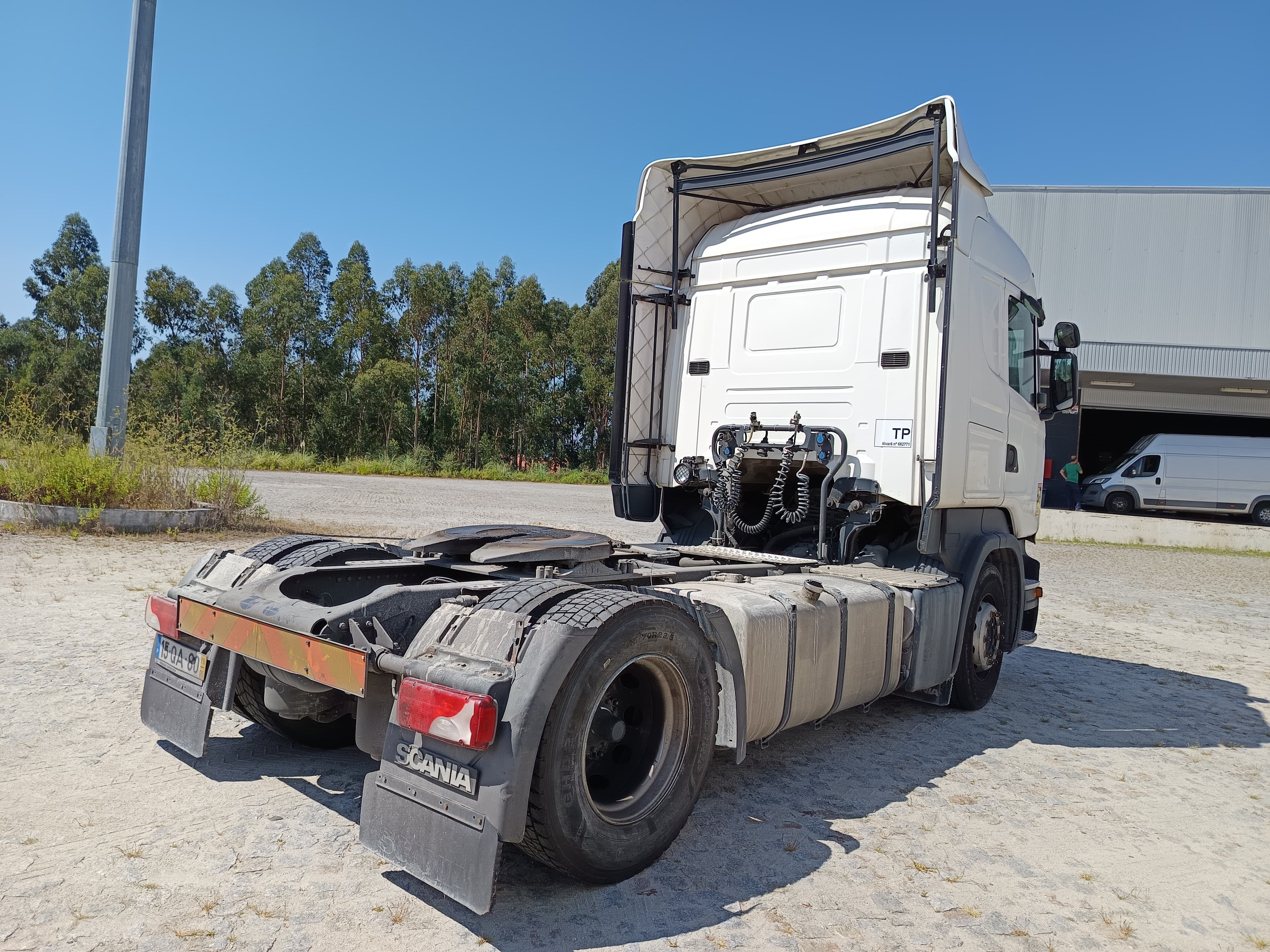 Scania R410 · Ano 2015 — image 4