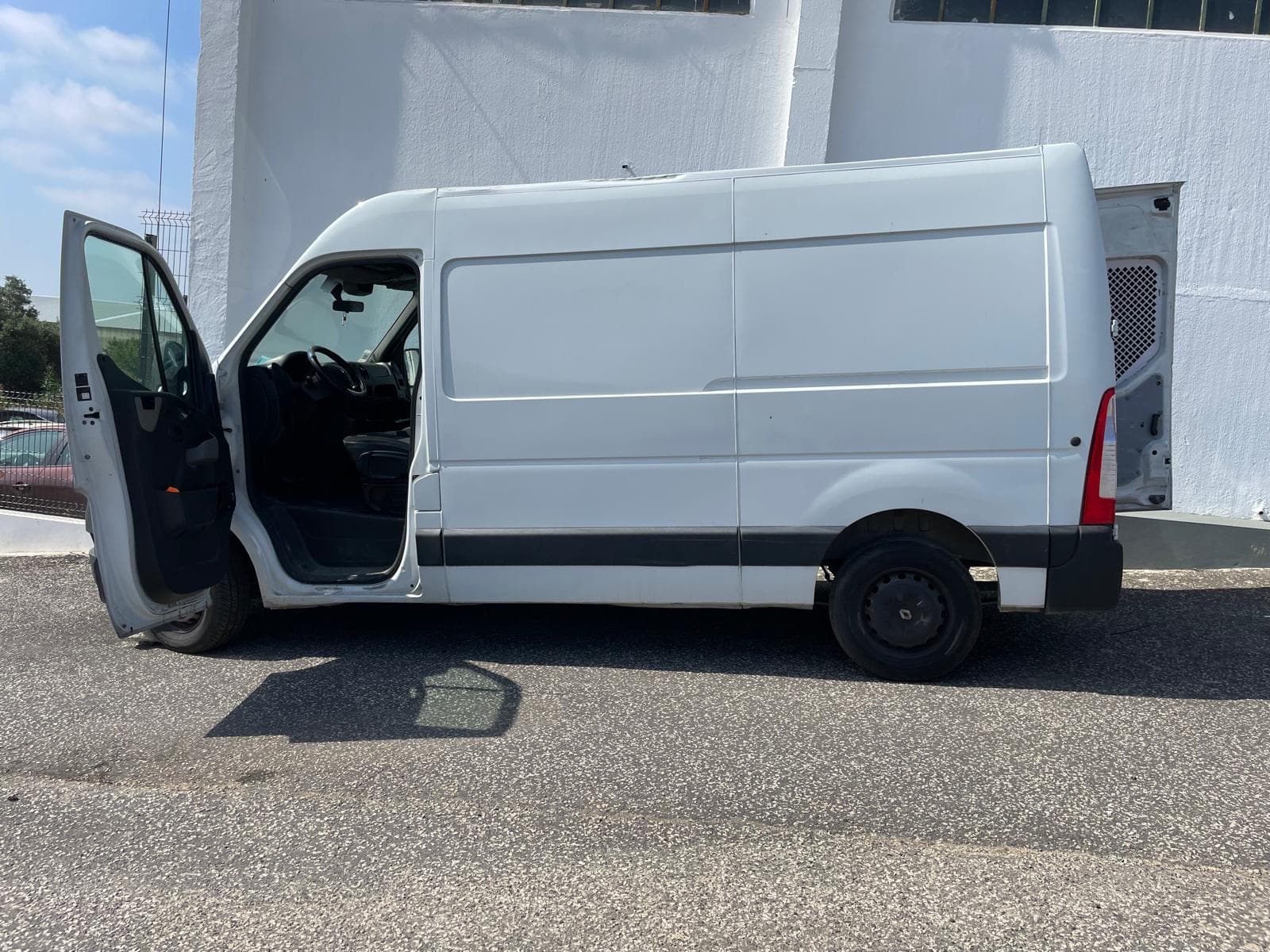 Renault Master · Ano 2013 — imagem 8