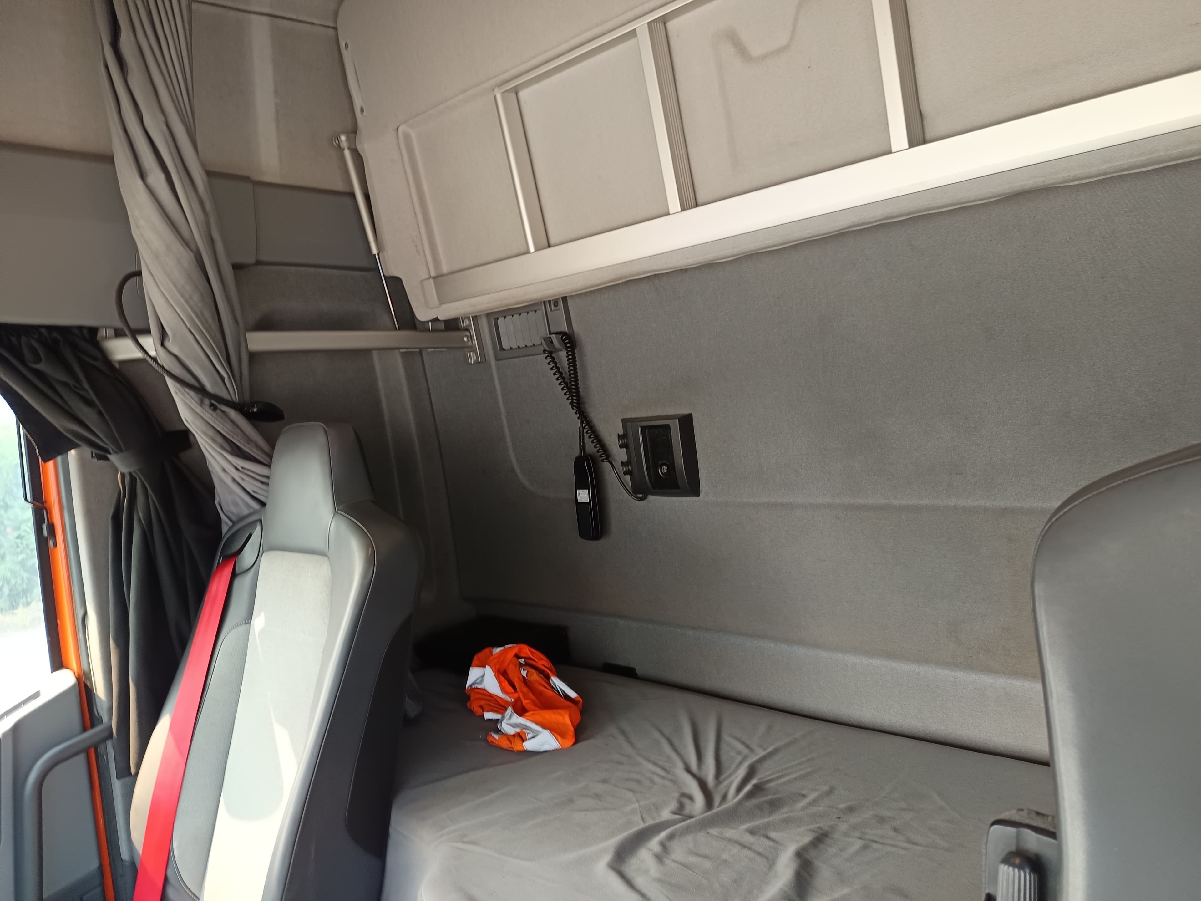 Renault T480 · Ano 2015 · Retarder — image 28