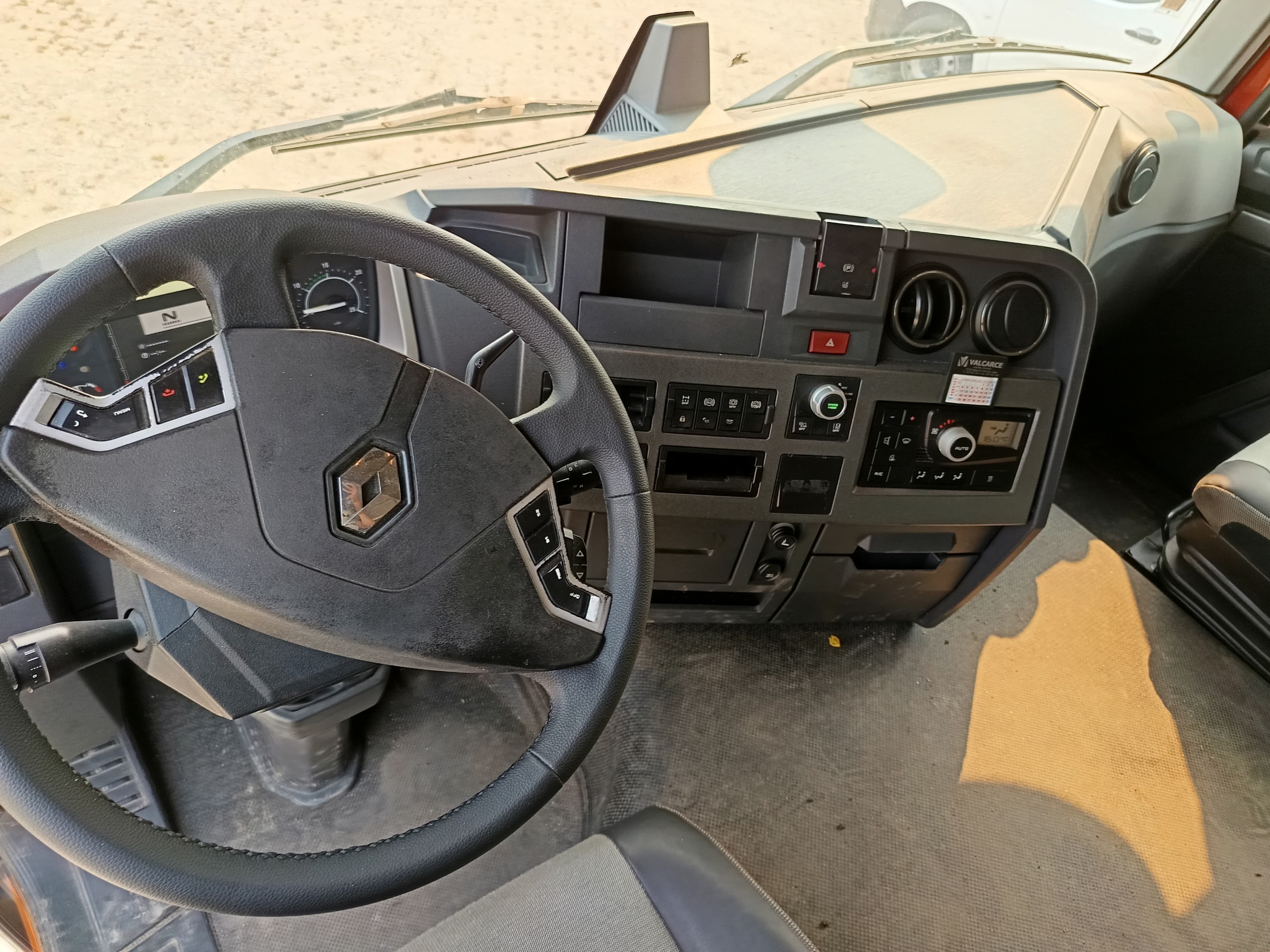 Renault T480 · Ano 2015 · Retarder — image 25