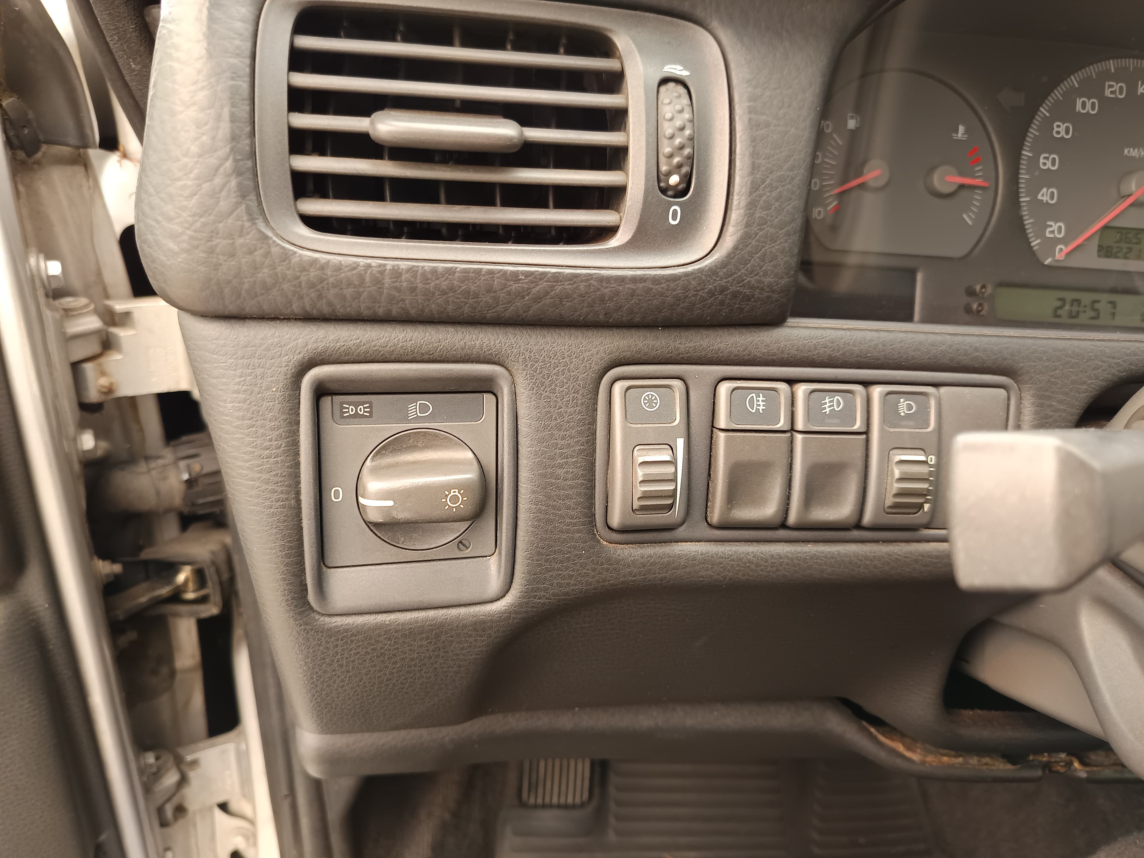 Volvo V70 · Ano 1997 — imagem 36