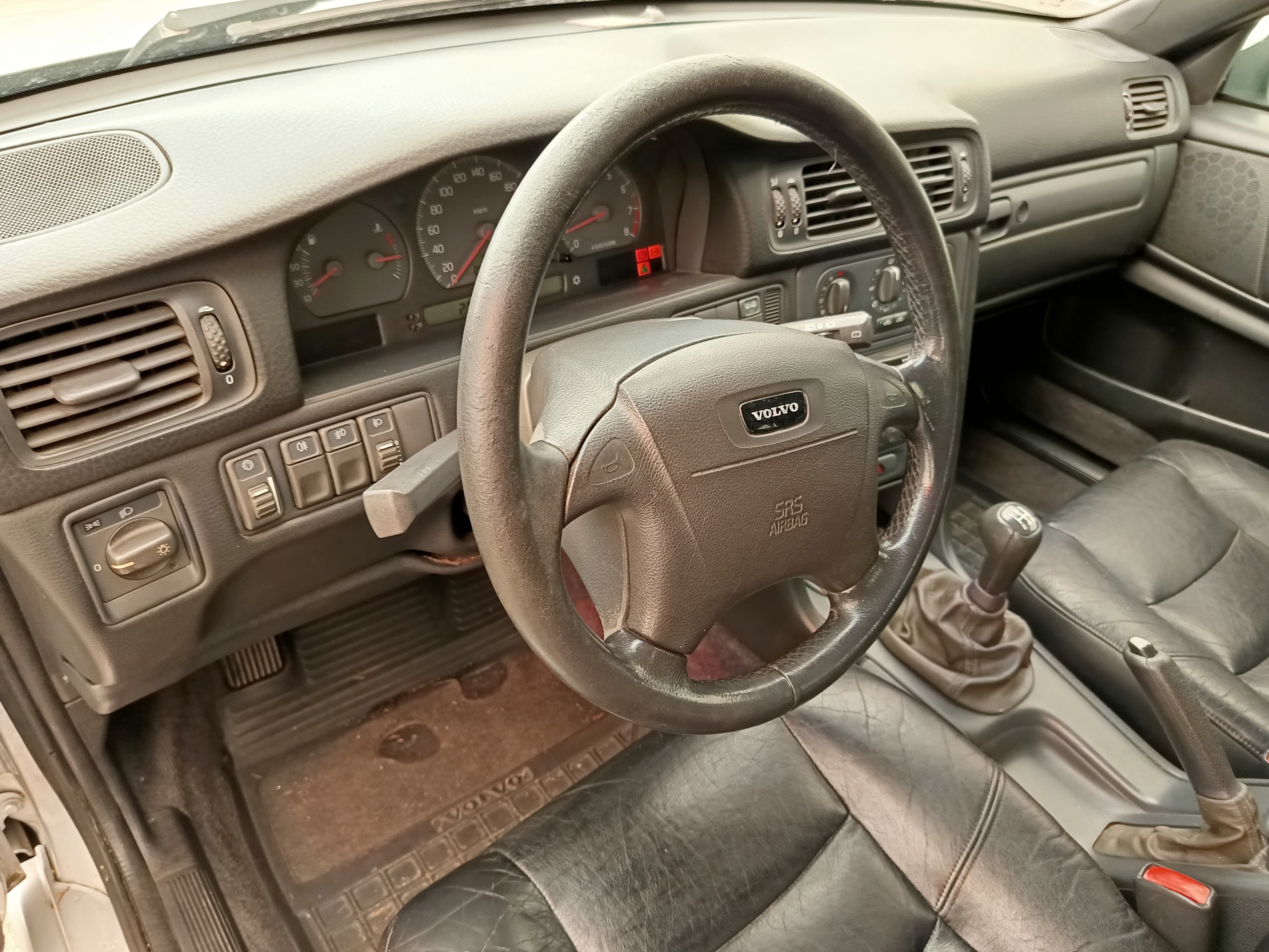 Volvo V70 · Ano 1997 — imagem 25