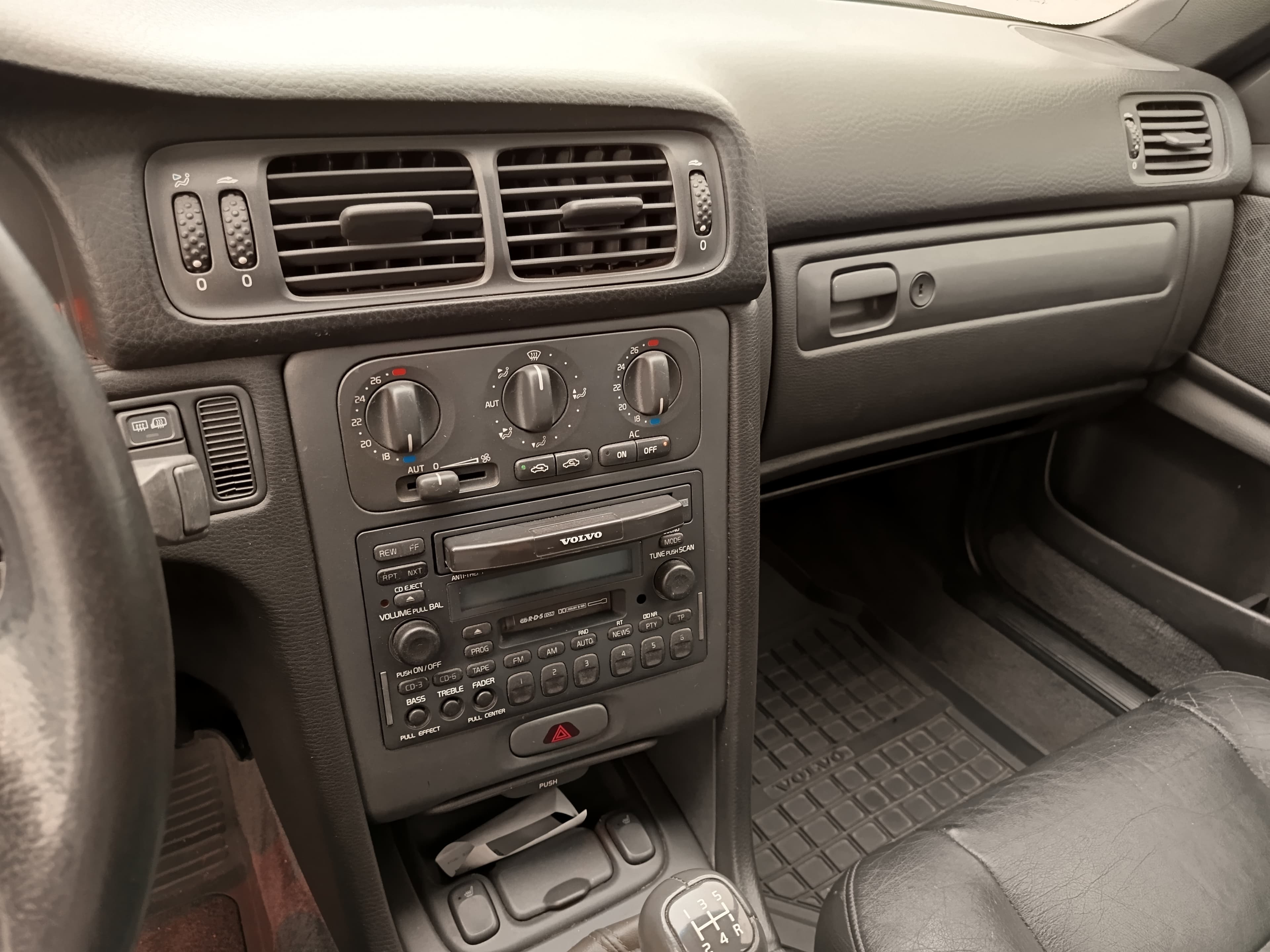 Volvo V70 · Ano 1997 — imagem 27