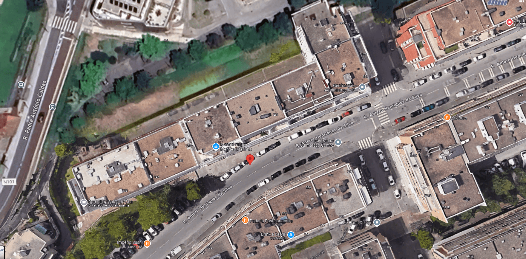 Garagem (transformada em arrecadação) · Guimarães — imagem 7