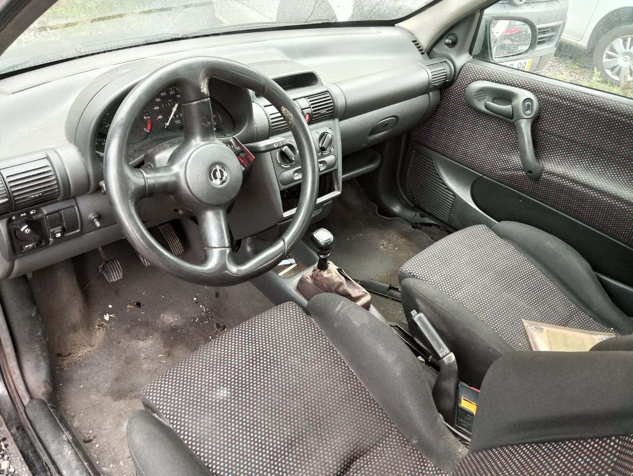 Opel Corsa B · Ano 1993 — imagen 12