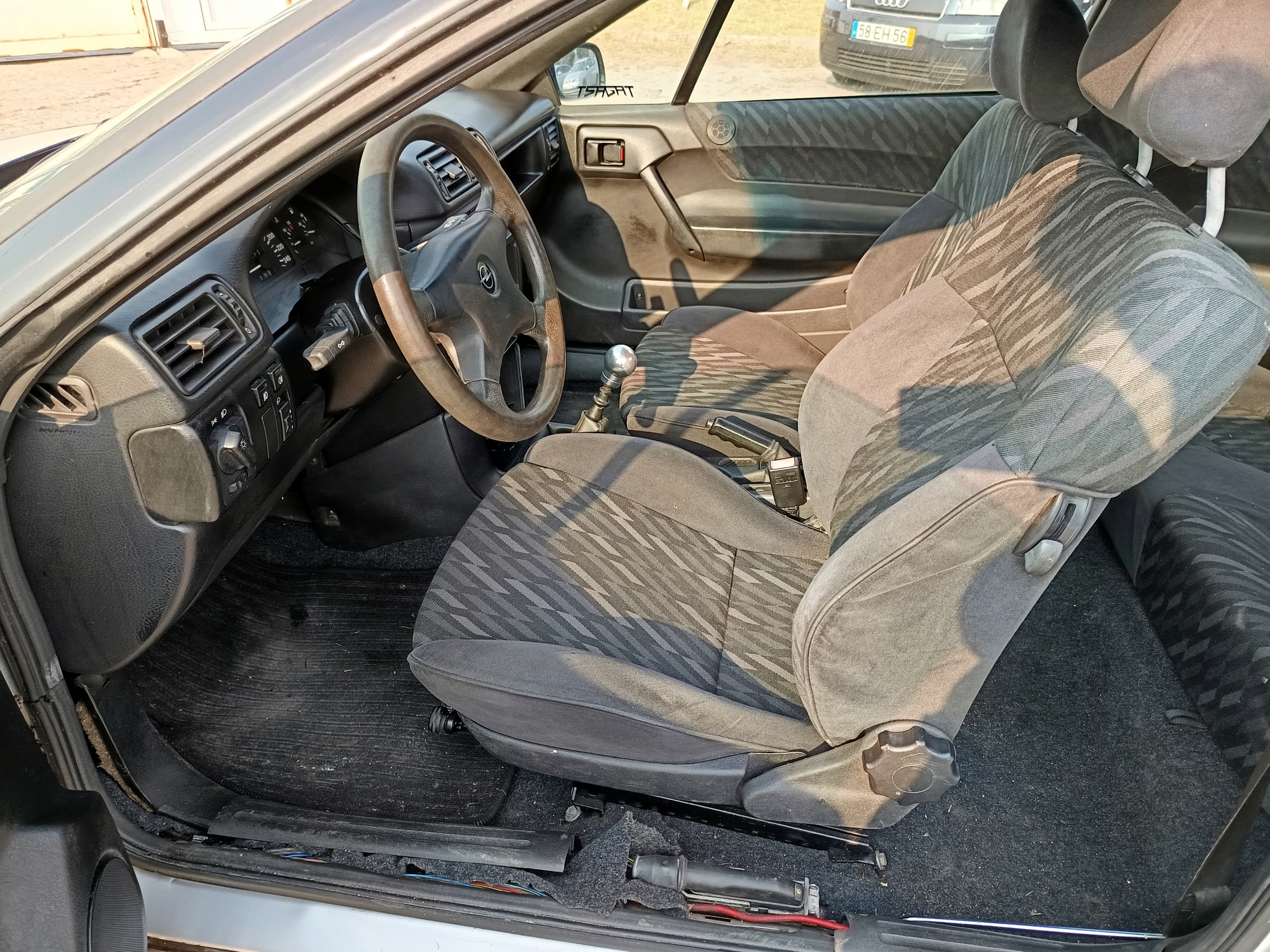 Opel Calibra A · Ano 1991 — imagen 25