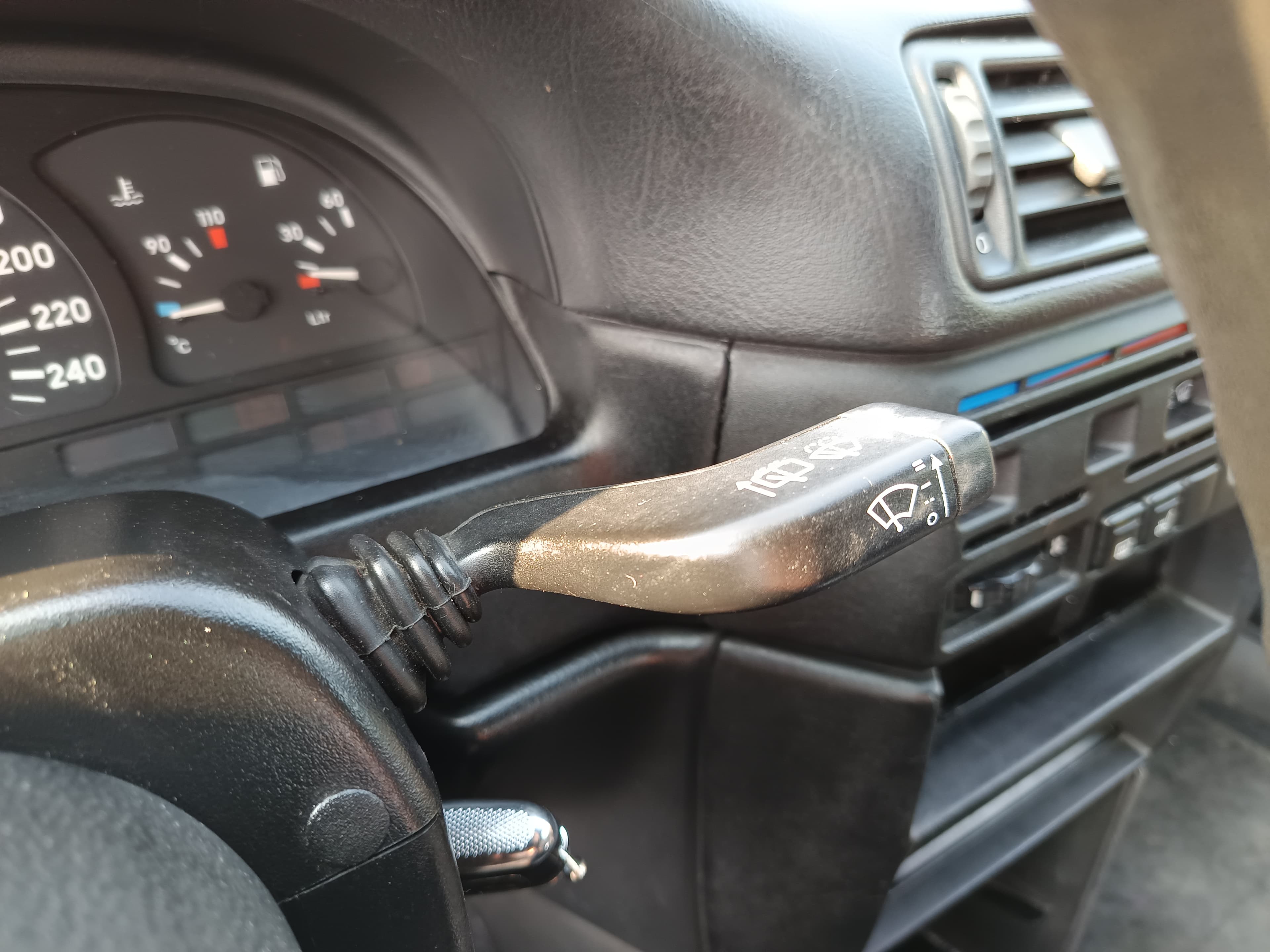 Opel Calibra A · Ano 1991 — imagen 36