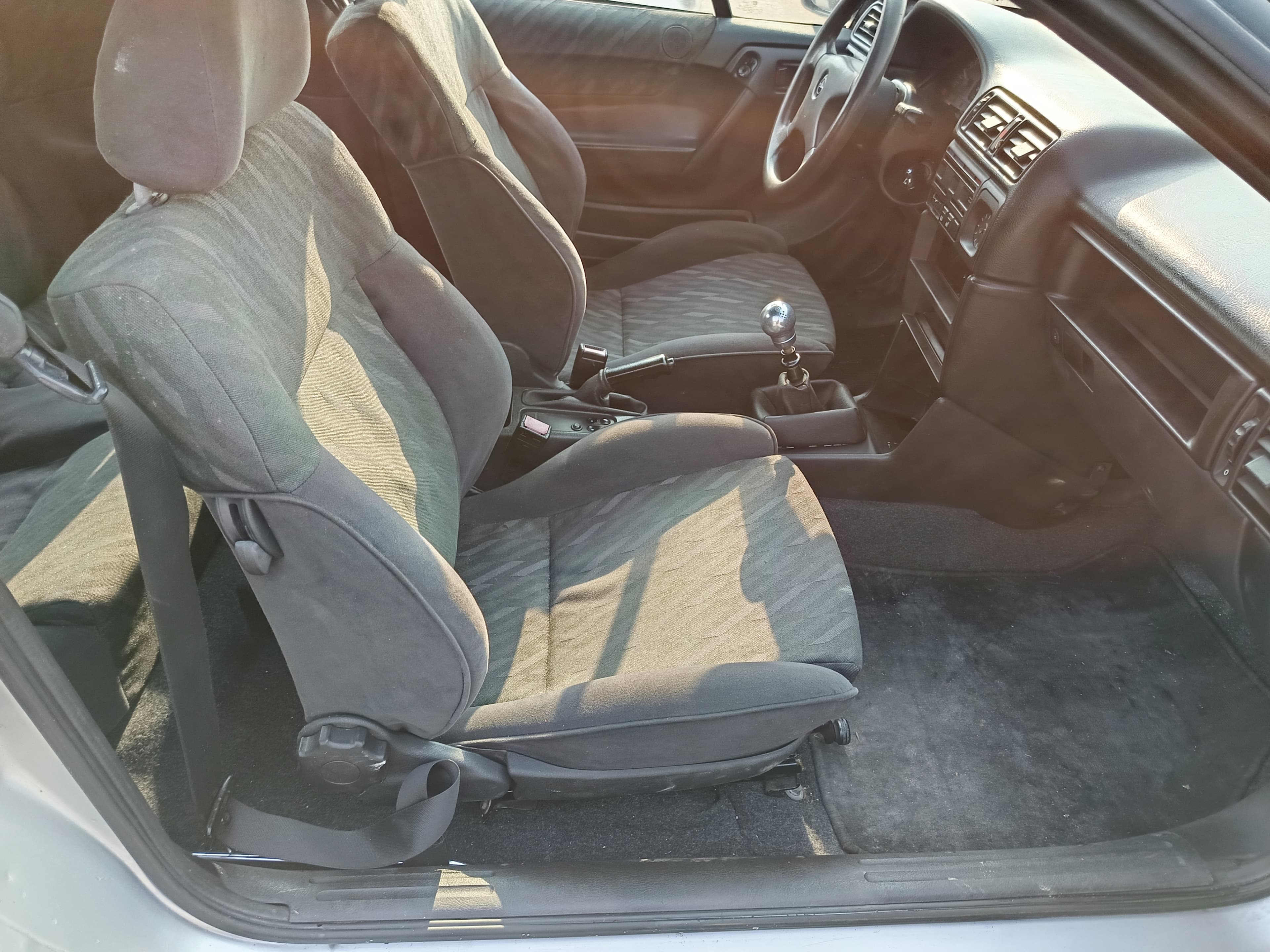 Opel Calibra A · Ano 1991 — imagen 20