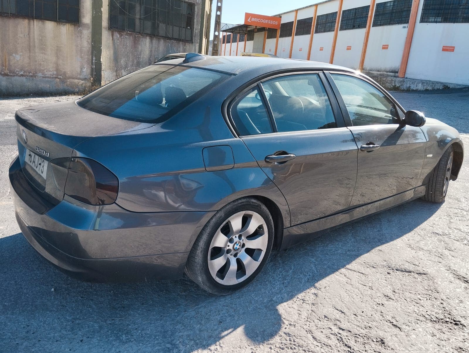 BMW 320D · Ano 2005 — imagen 8