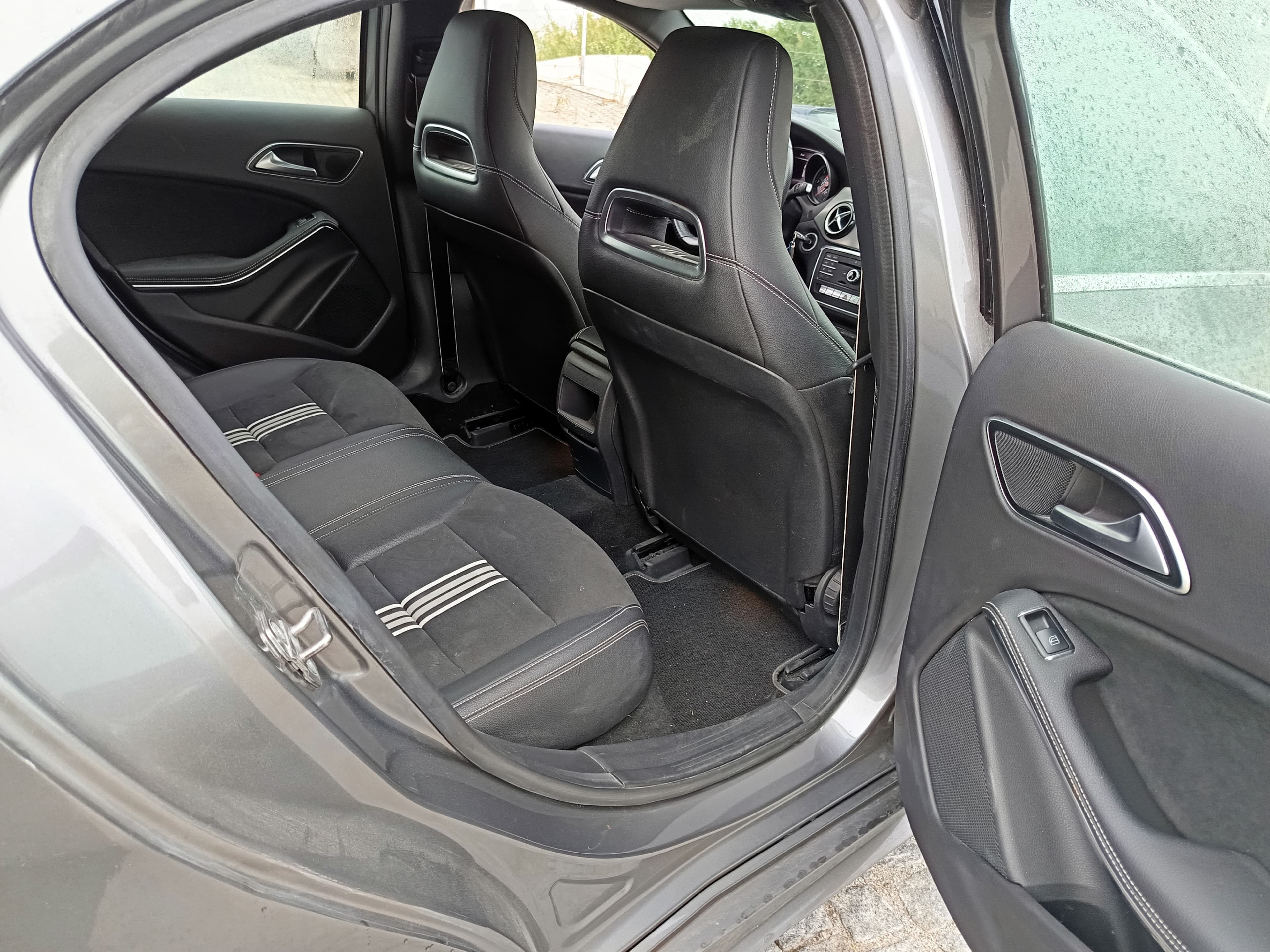 Mercedes-Benz A 180D · Ano 2018 — imagem 21