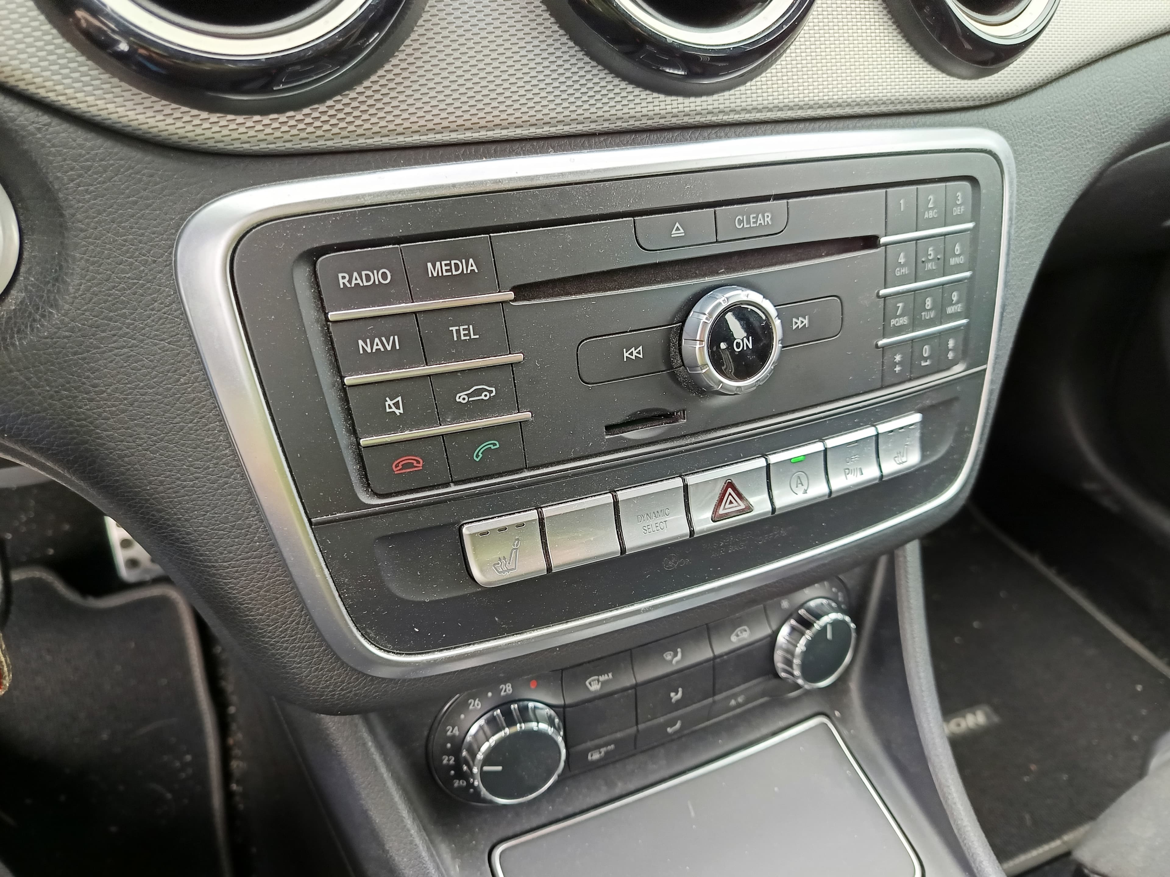 Mercedes-Benz A 180D · Ano 2018 — imagem 38