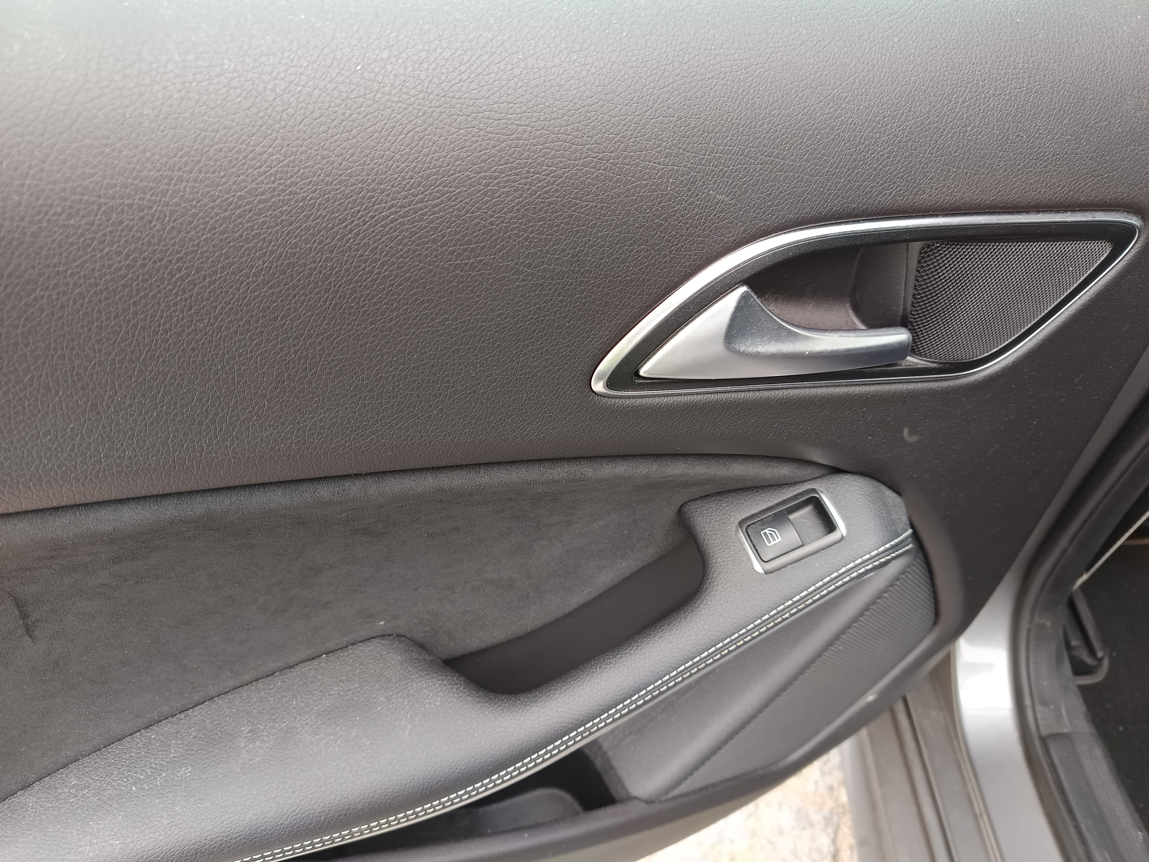 Mercedes-Benz A 180D · Ano 2018 — imagem 28