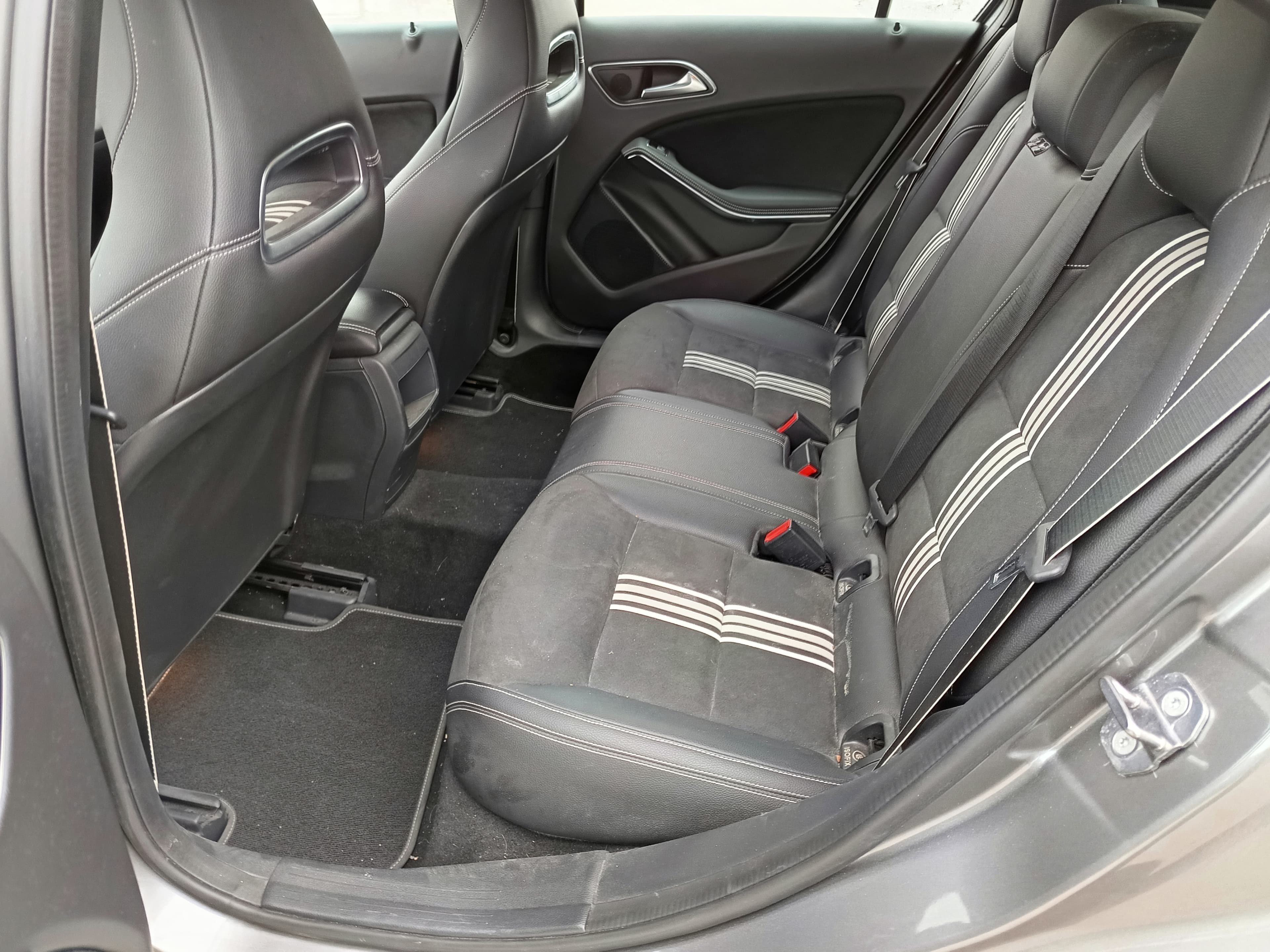 Mercedes-Benz A 180D · Ano 2018 — imagem 29