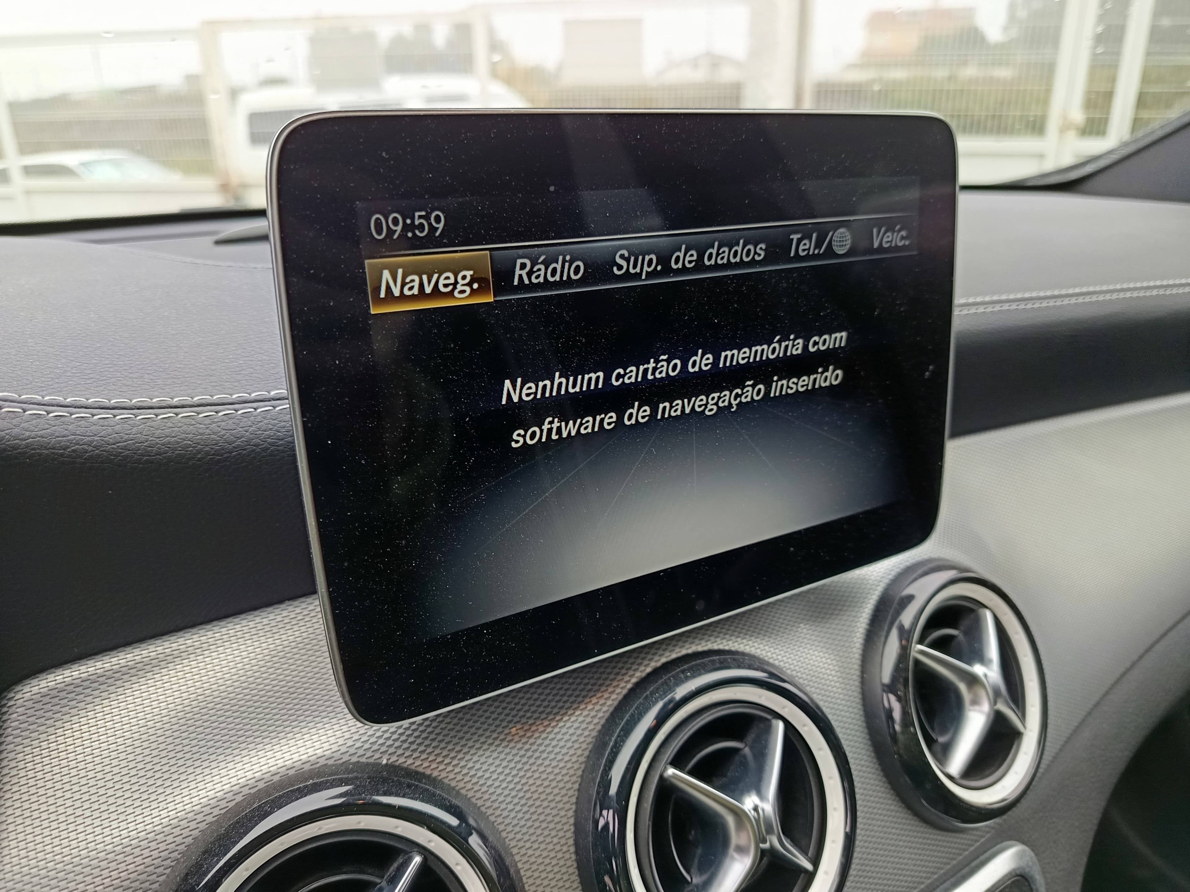 Mercedes-Benz A 180D · Ano 2018 — imagem 37