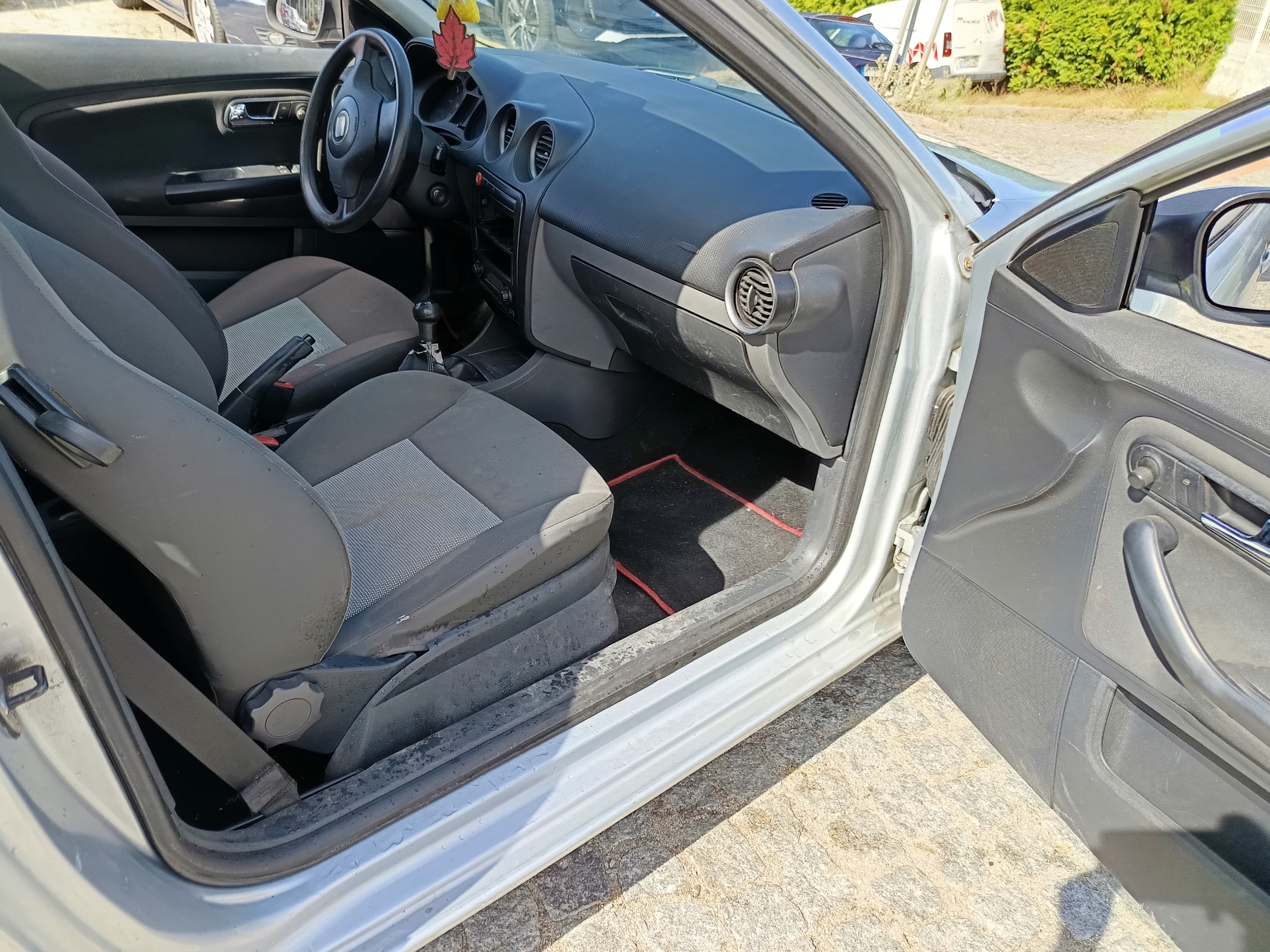 Seat Ibiza · Ano 2005 — imagem 23