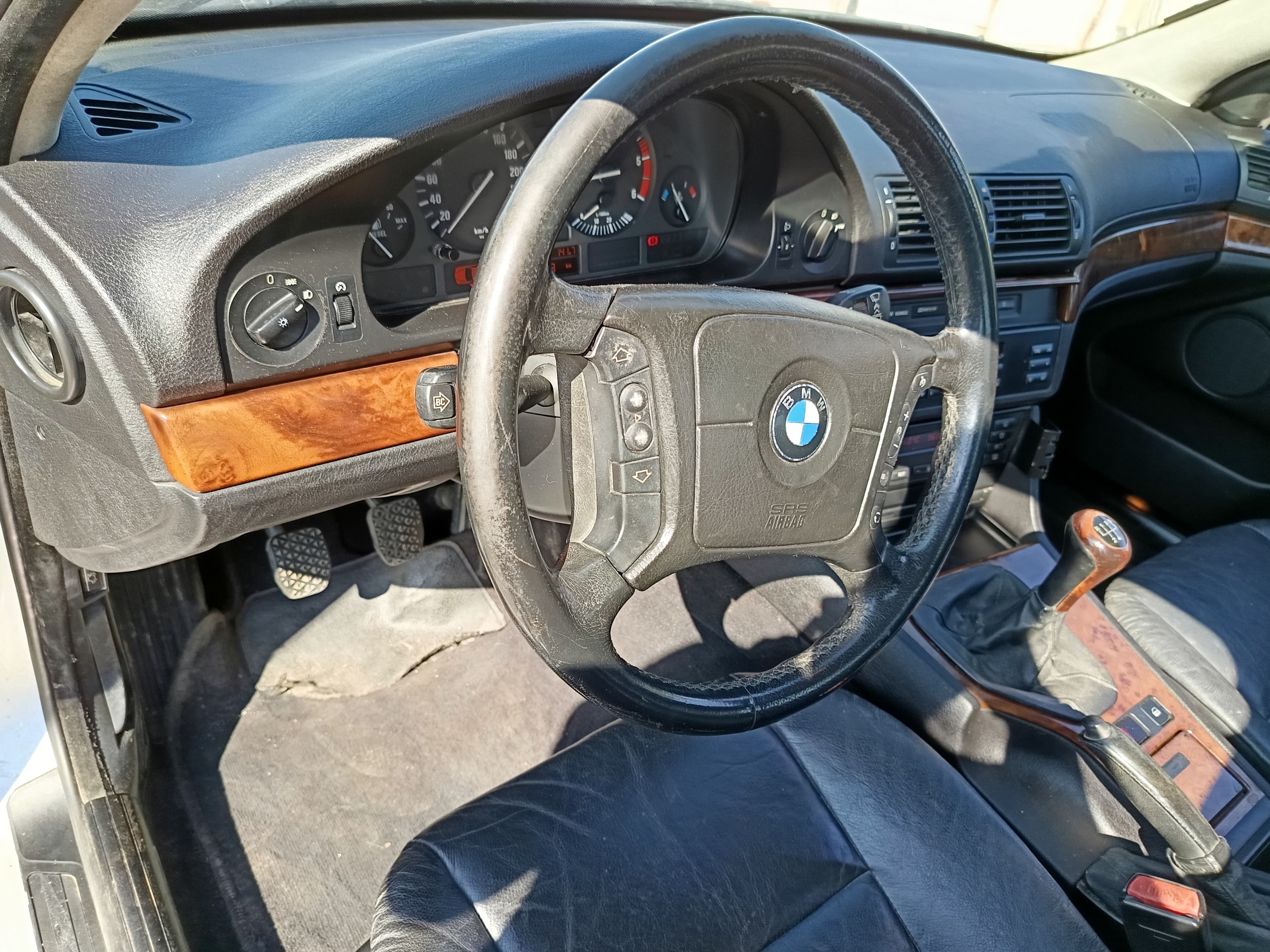 BMW 520d · Ano 2000 — imagen 34