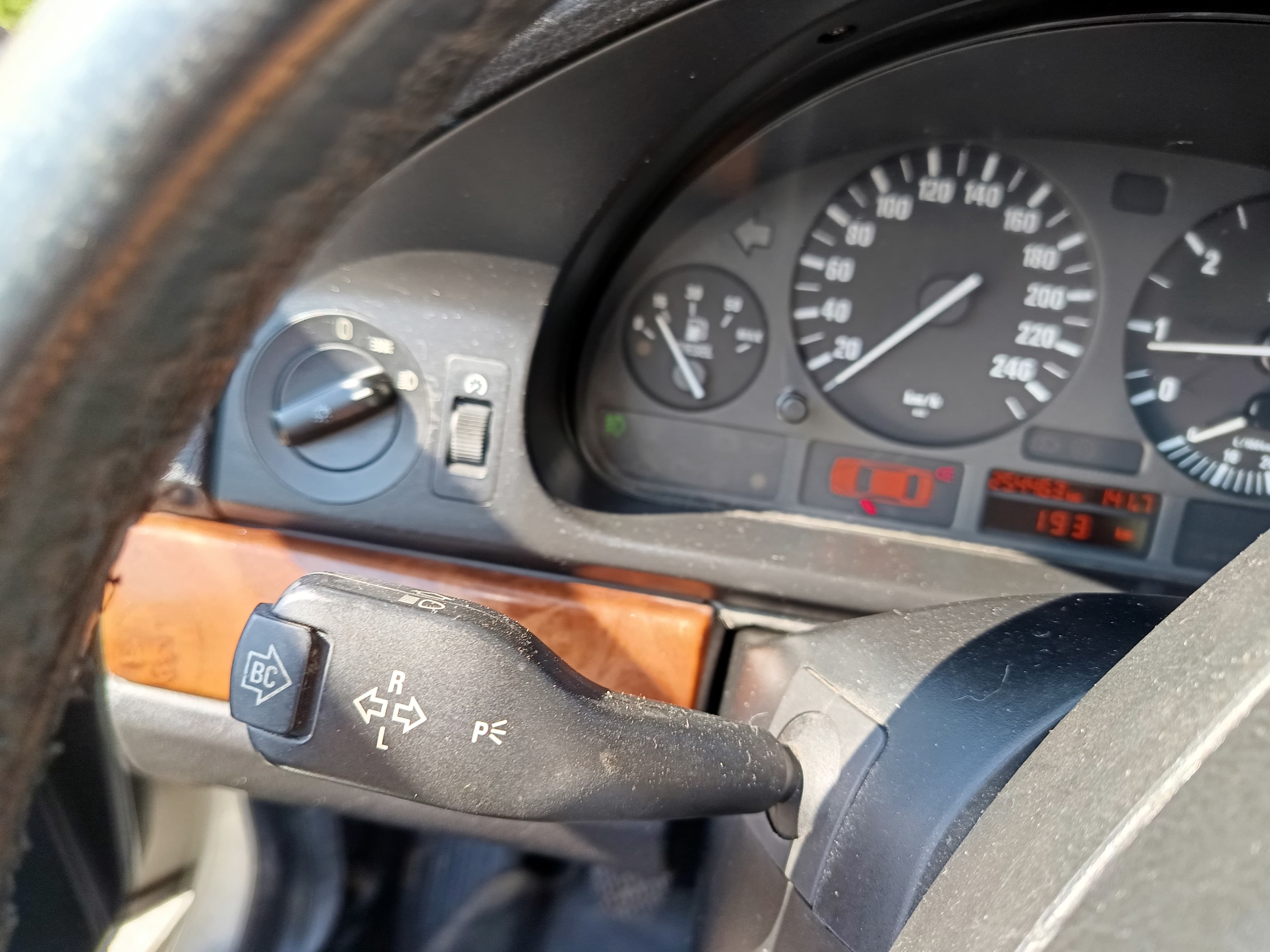 BMW 520d · Ano 2000 — imagen 42