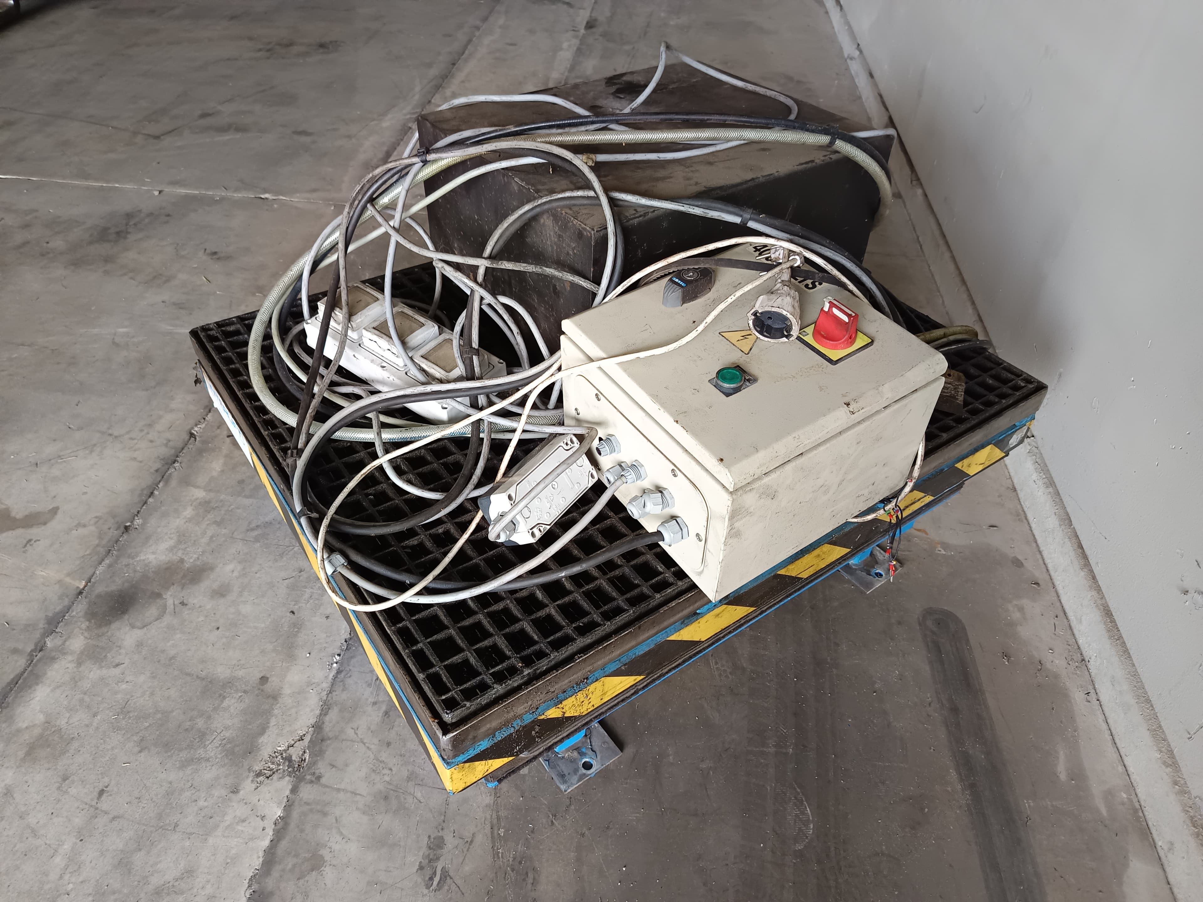 Aparadeira Tesoura Tipo Elevador Interlift — imagen 5