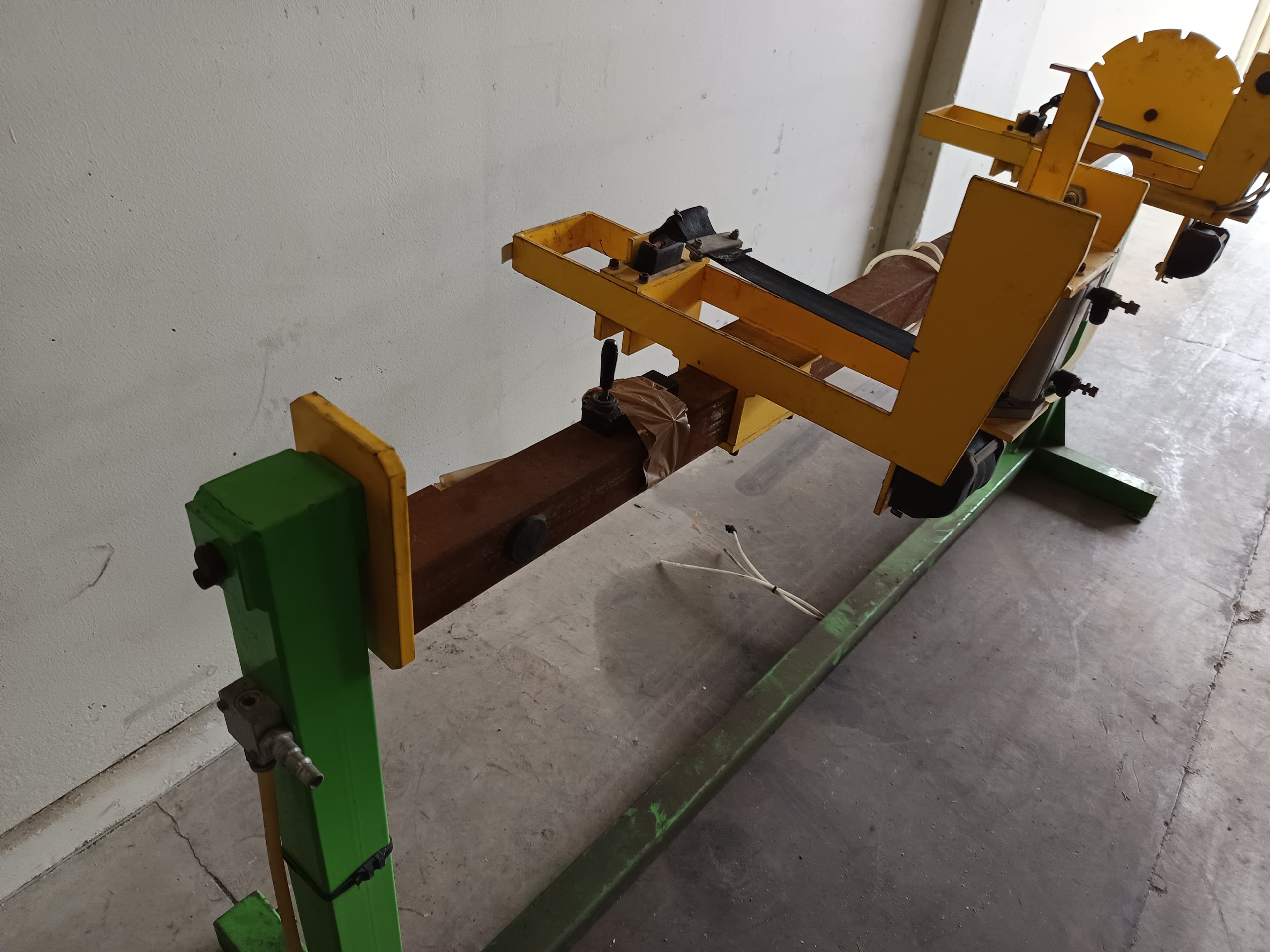 Máquina Montar Portas Veículo — image 7