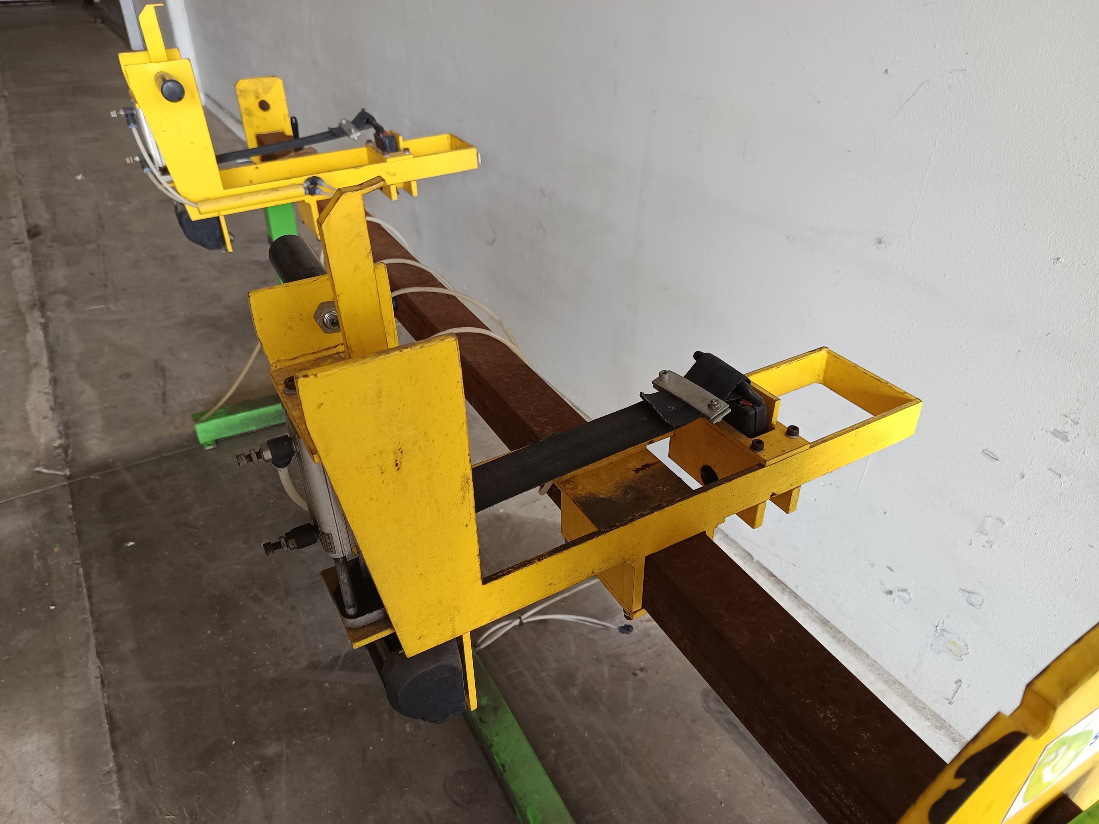 Máquina Montar Portas Veículo — image 5