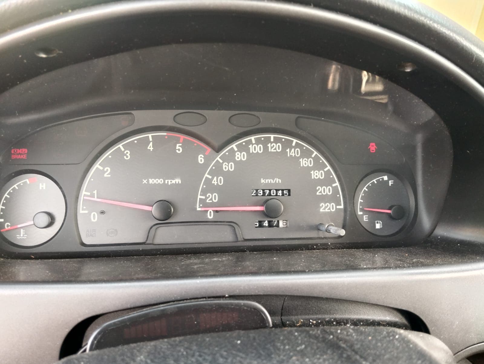 Hyundai Trajet · Ano 2003 — imagem 16