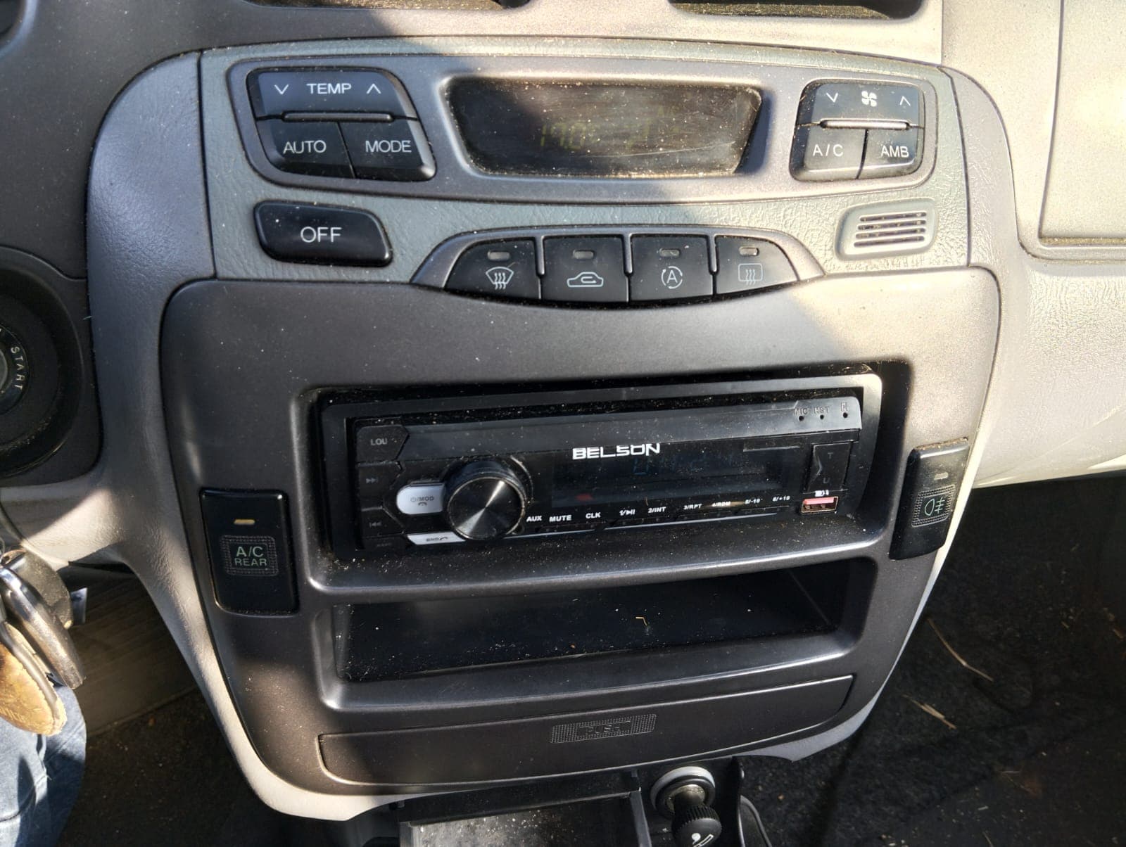 Hyundai Trajet · Ano 2003 — imagem 22