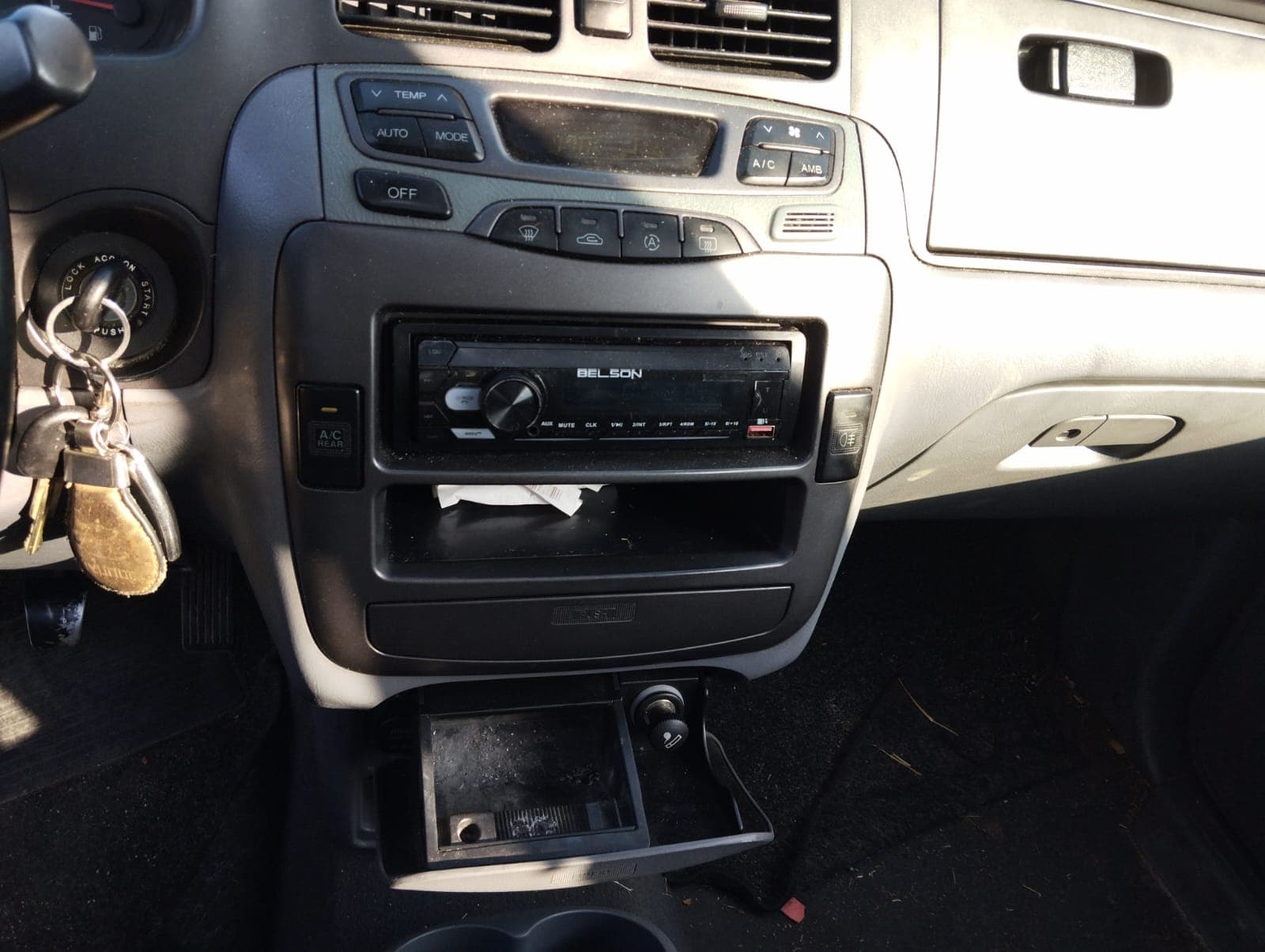 Hyundai Trajet · Ano 2003 — imagem 20