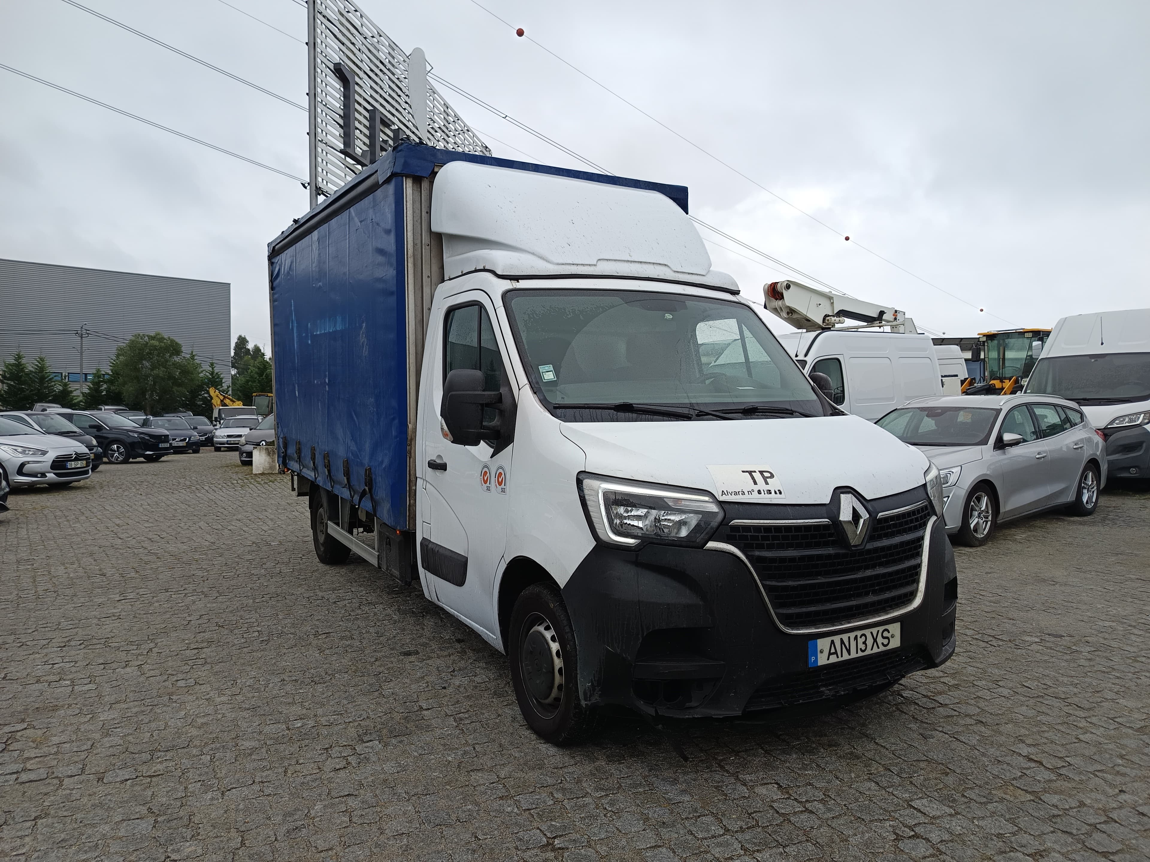 Renault Master · Ano 2022 — imagem 1