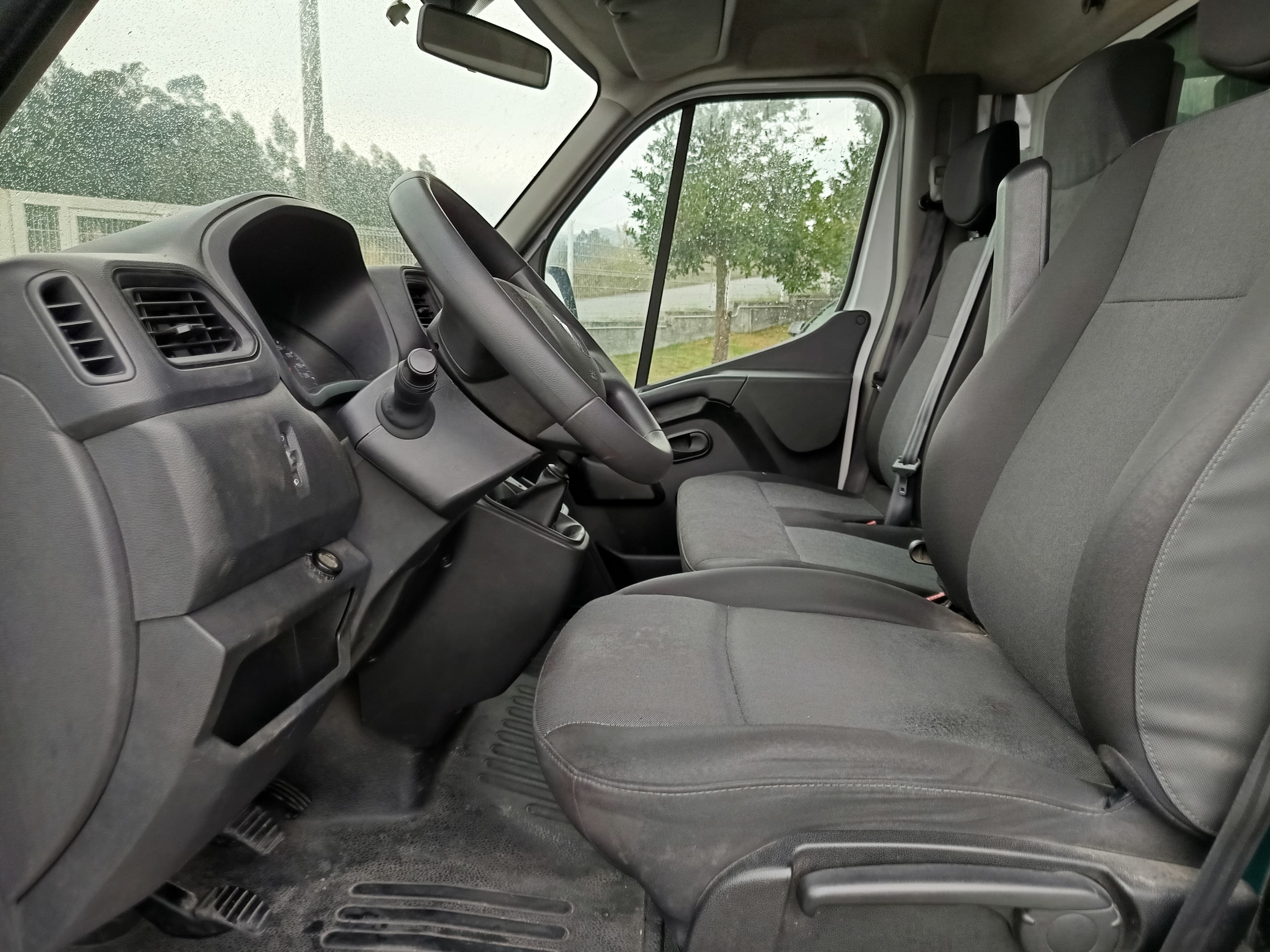 Renault Master · Ano 2022 — imagem 20