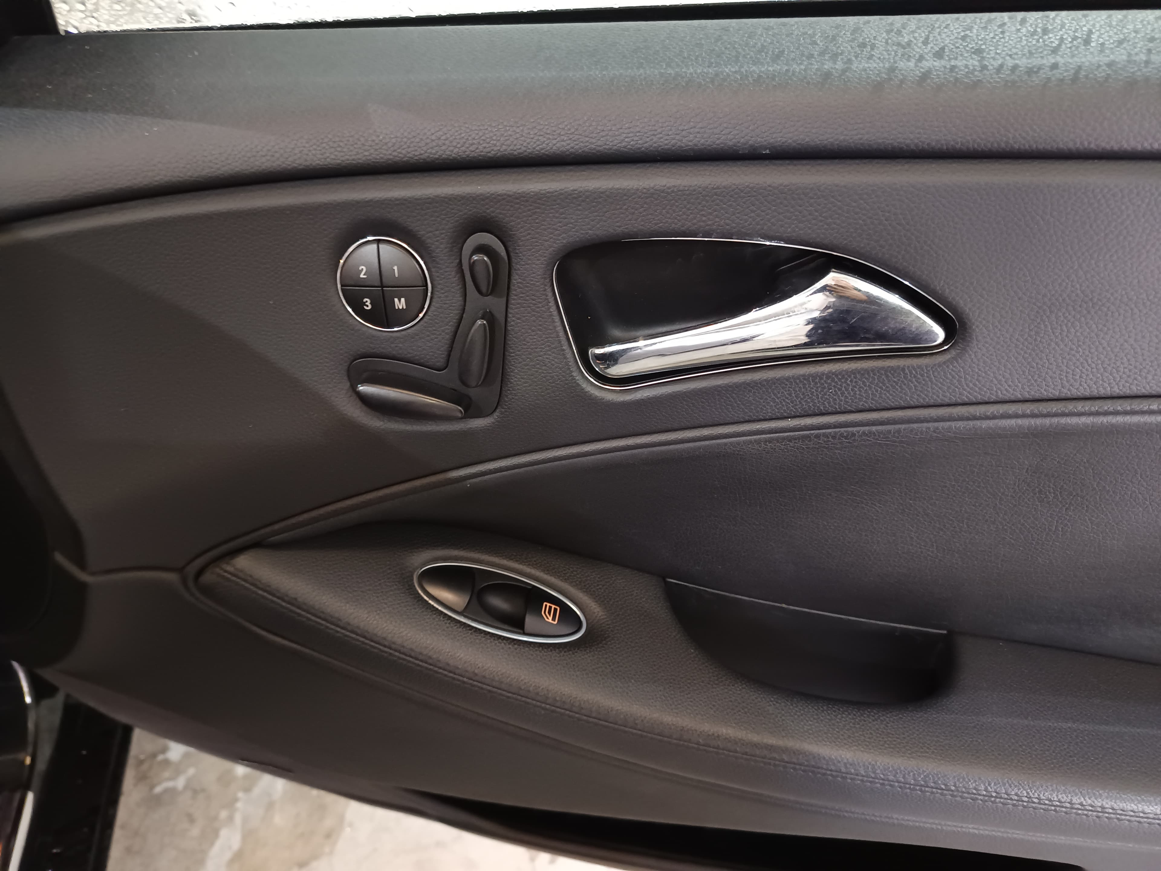 Mercedes-Benz CLS 320CDI · Ano 2005 — imagen 30
