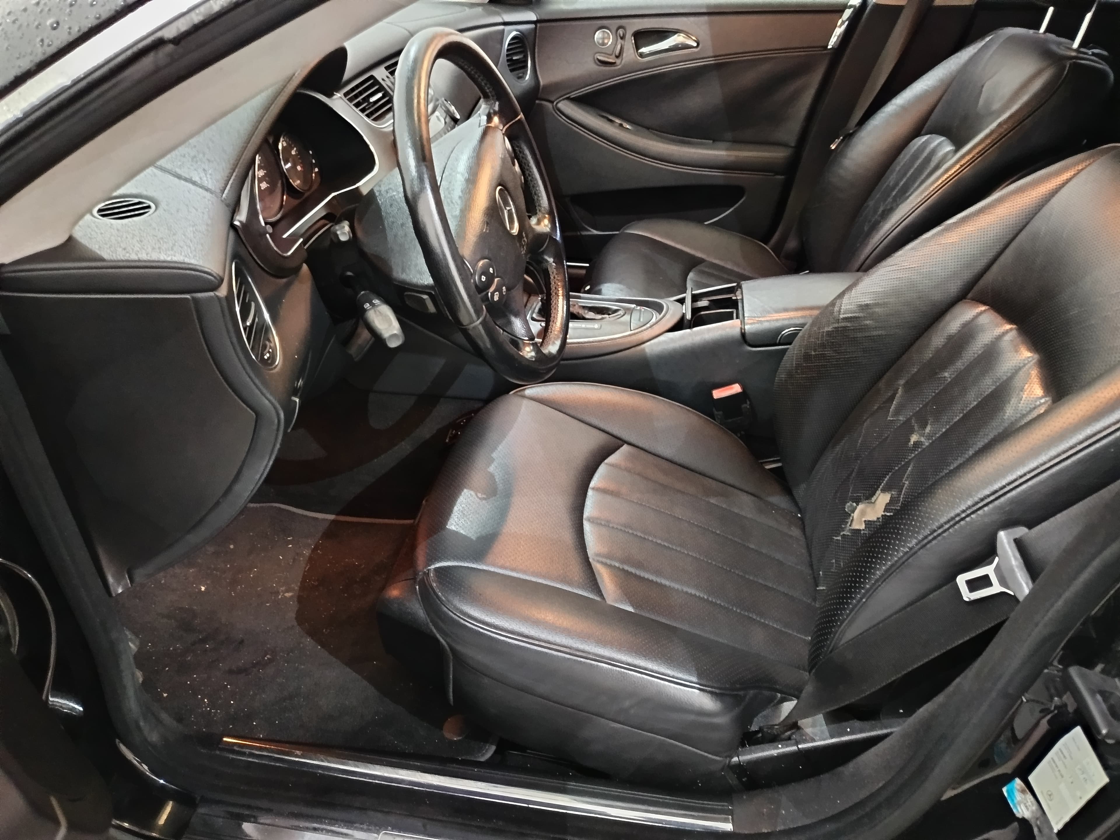 Mercedes-Benz CLS 320CDI · Ano 2005 — imagen 42