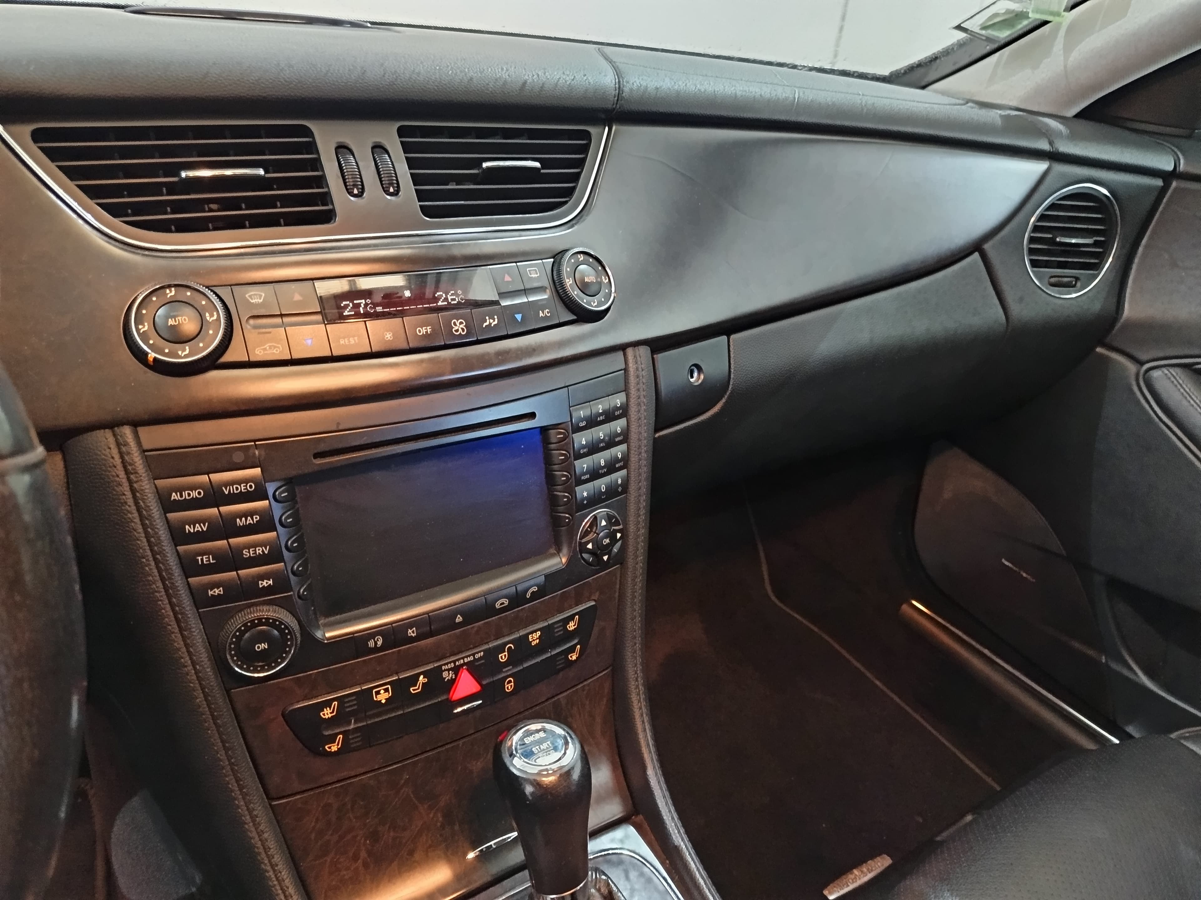 Mercedes-Benz CLS 320CDI · Ano 2005 — imagen 36