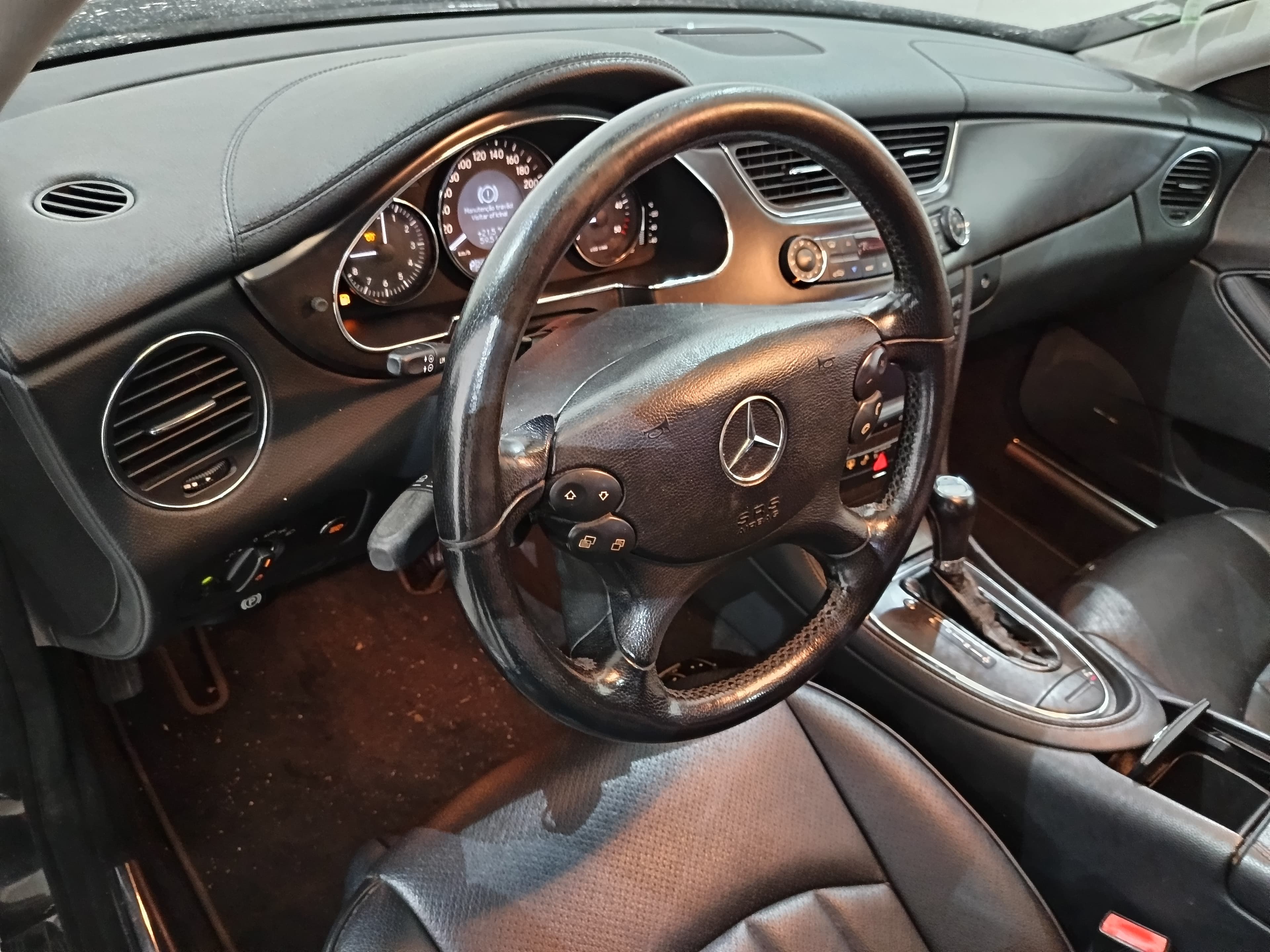 Mercedes-Benz CLS 320CDI · Ano 2005 — imagen 35
