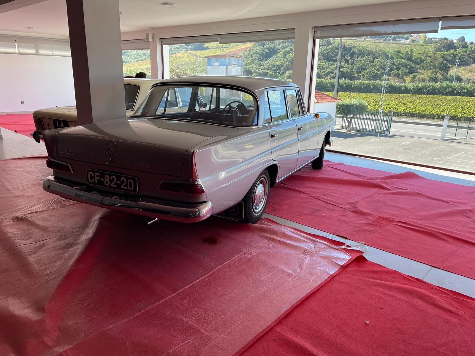 Mercedes-Benz 190 C · Ano 1973 — imagem 4